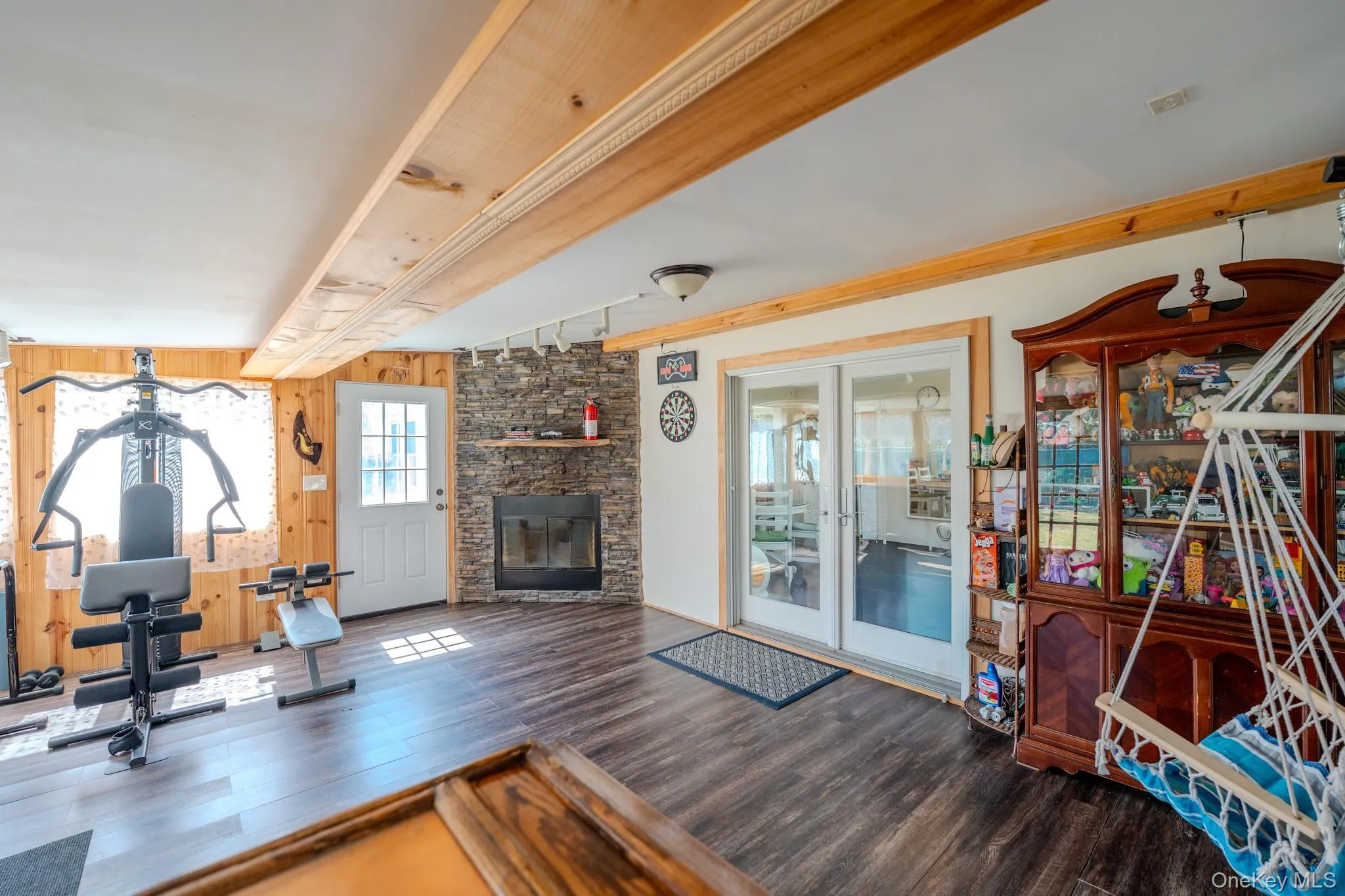 33 Manor Drive, Brookhaven, NY, 3 Bedrooms Bedrooms, 8 Rooms Rooms,1 BathroomBathrooms,Residential,For Rent,Manor,0,978553 33 Manor Drive, Brookhaven, NY, 3 Bedrooms Bedrooms, 8 Rooms Rooms,1 BathroomBathrooms,Residential,For Rent,Manor,0,978553
