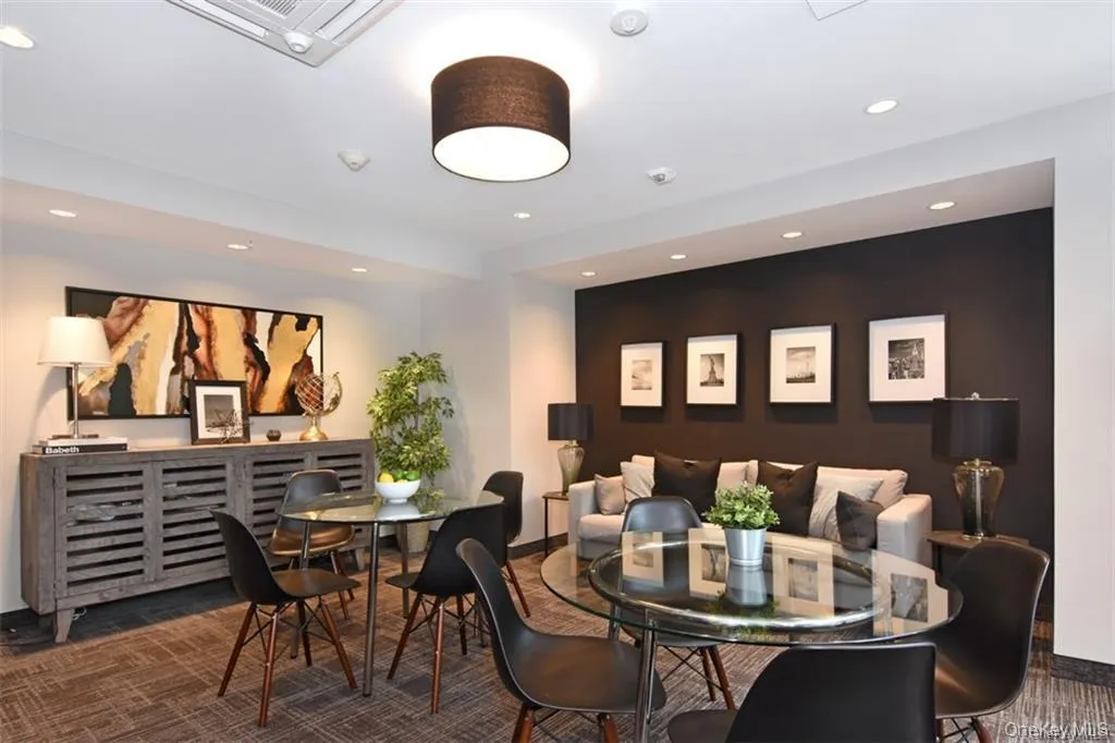 2 Mill Street, Yonkers, NY, 1 Room Rooms,1 BathroomBathrooms,Residential Lease,For Rent,Mill,0,978563 2 Mill Street, Yonkers, NY, 1 Room Rooms,1 BathroomBathrooms,Residential Lease,For Rent,Mill,0,978563