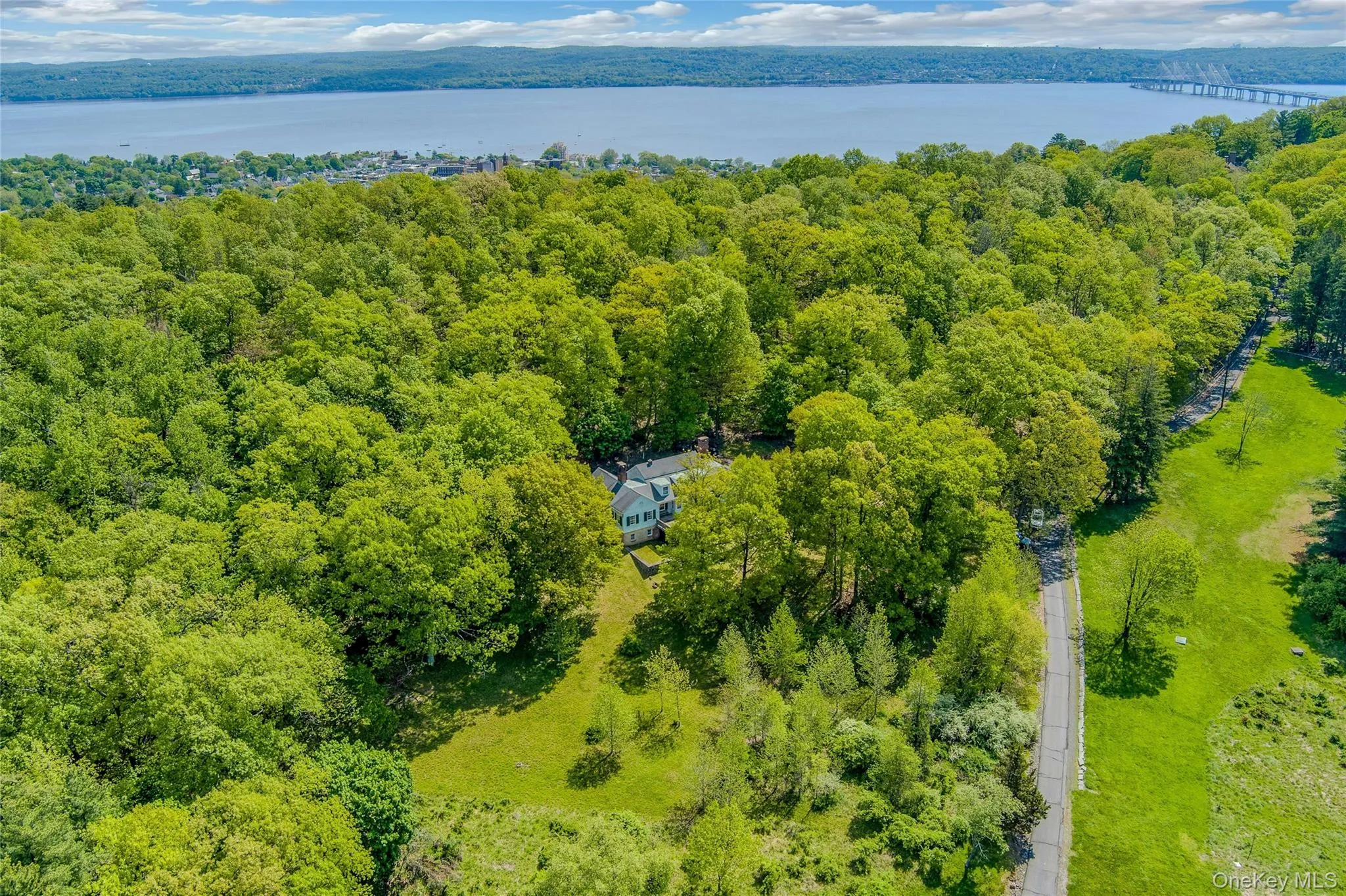 982 Bradley Parkway, Orangetown, NY, 5 Bedrooms Bedrooms, 13 Rooms Rooms,3 BathroomsBathrooms,Residential,For Rent,Bradley,0,978569 982 Bradley Parkway, Orangetown, NY, 5 Bedrooms Bedrooms, 13 Rooms Rooms,3 BathroomsBathrooms,Residential,For Rent,Bradley,0,978569
