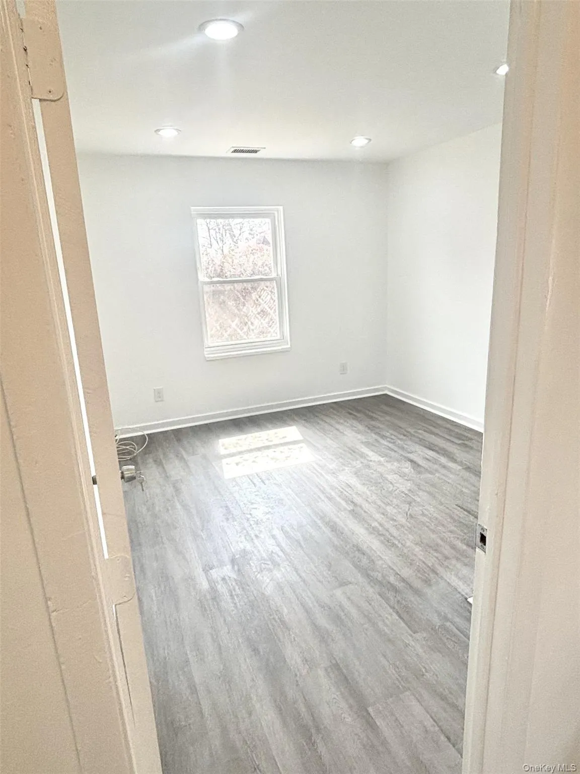 718 Provost Avenue, Brookhaven, NY, 4 Bedrooms Bedrooms, 6 Rooms Rooms,1 BathroomBathrooms,Residential Lease,For Rent,Provost,0,978598 718 Provost Avenue, Brookhaven, NY, 4 Bedrooms Bedrooms, 6 Rooms Rooms,1 BathroomBathrooms,Residential Lease,For Rent,Provost,0,978598