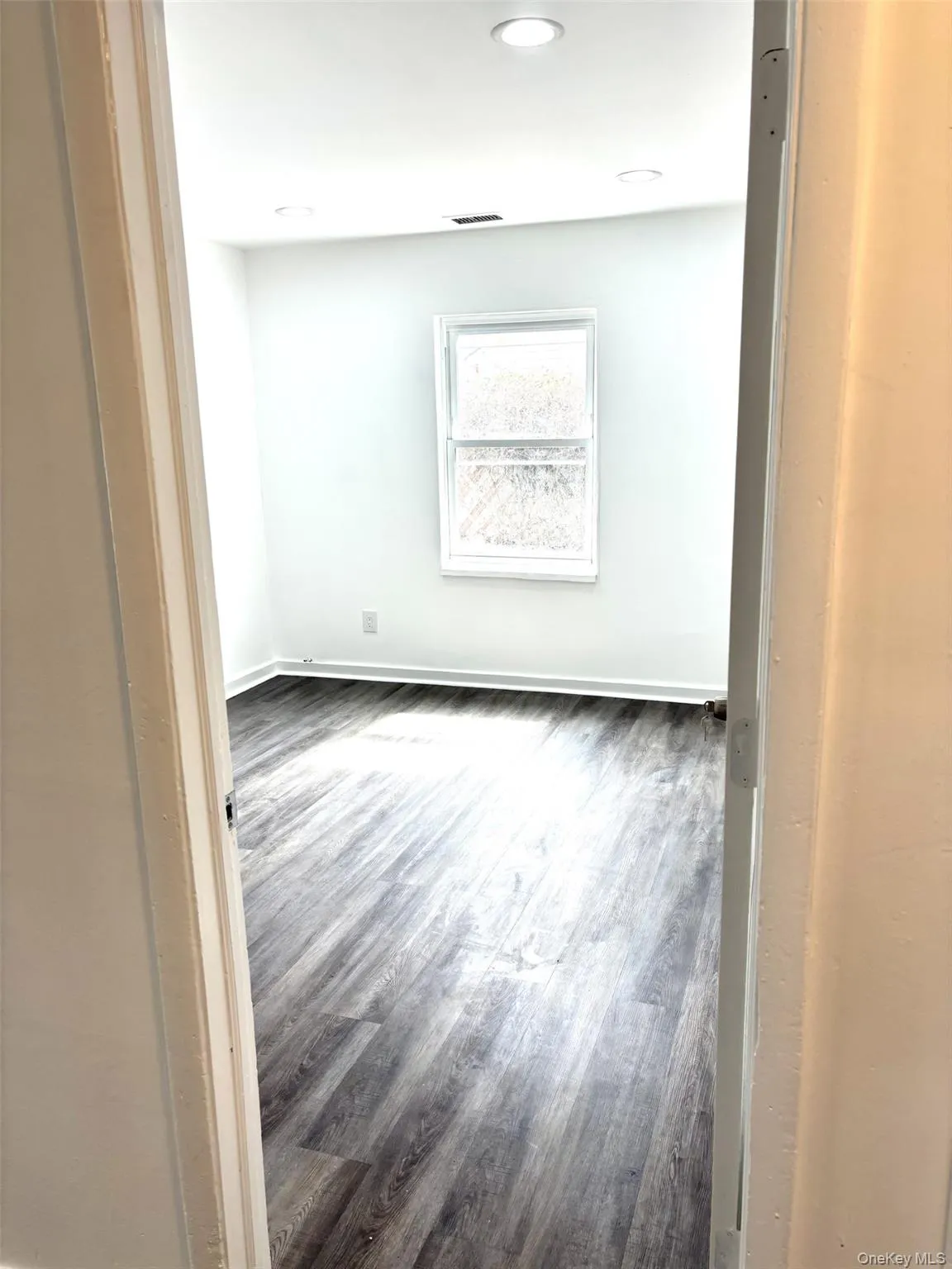 718 Provost Avenue, Brookhaven, NY, 4 Bedrooms Bedrooms, 6 Rooms Rooms,1 BathroomBathrooms,Residential Lease,For Rent,Provost,0,978598 718 Provost Avenue, Brookhaven, NY, 4 Bedrooms Bedrooms, 6 Rooms Rooms,1 BathroomBathrooms,Residential Lease,For Rent,Provost,0,978598