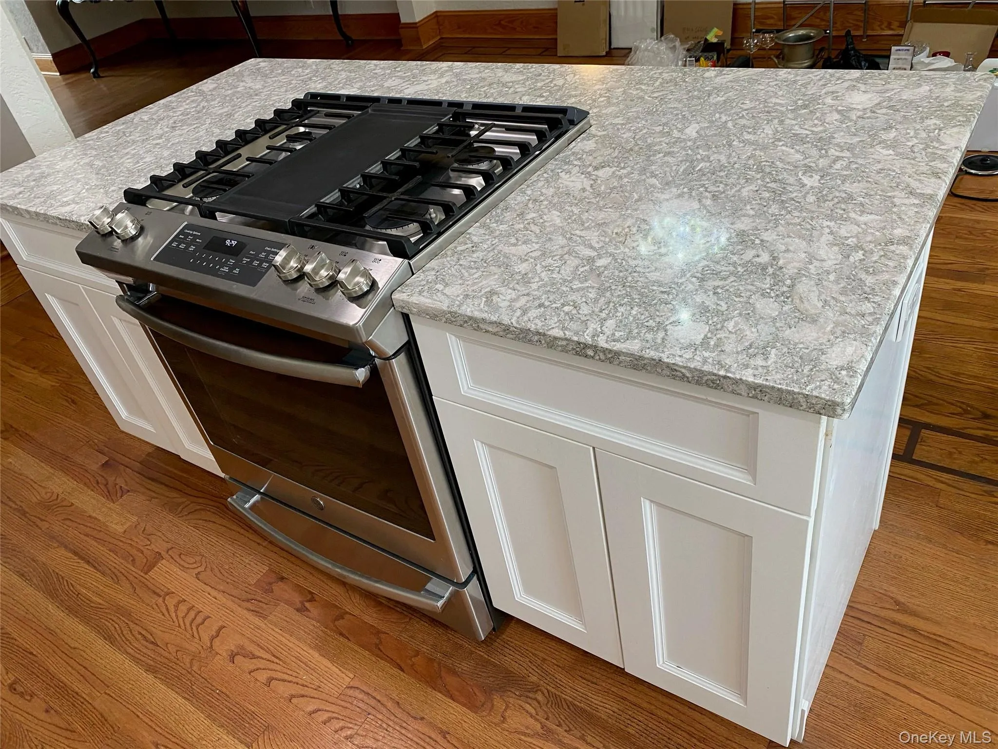 2928 163rd Street, New York, NY, 3 Bedrooms Bedrooms, 7 Rooms Rooms,1 BathroomBathrooms,Residential Lease,For Rent,163rd,0,978606 2928 163rd Street, New York, NY, 3 Bedrooms Bedrooms, 7 Rooms Rooms,1 BathroomBathrooms,Residential Lease,For Rent,163rd,0,978606