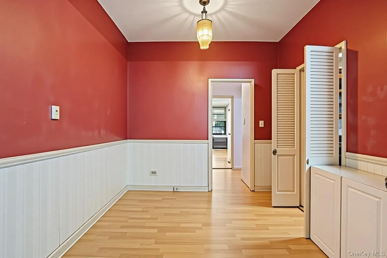 139-15 83rd Avenue, New York, NY, 1 Bedroom Bedrooms, 3 Rooms Rooms,1 BathroomBathrooms,Residential,For Rent,83rd,0,978614 139-15 83rd Avenue, New York, NY, 1 Bedroom Bedrooms, 3 Rooms Rooms,1 BathroomBathrooms,Residential,For Rent,83rd,0,978614