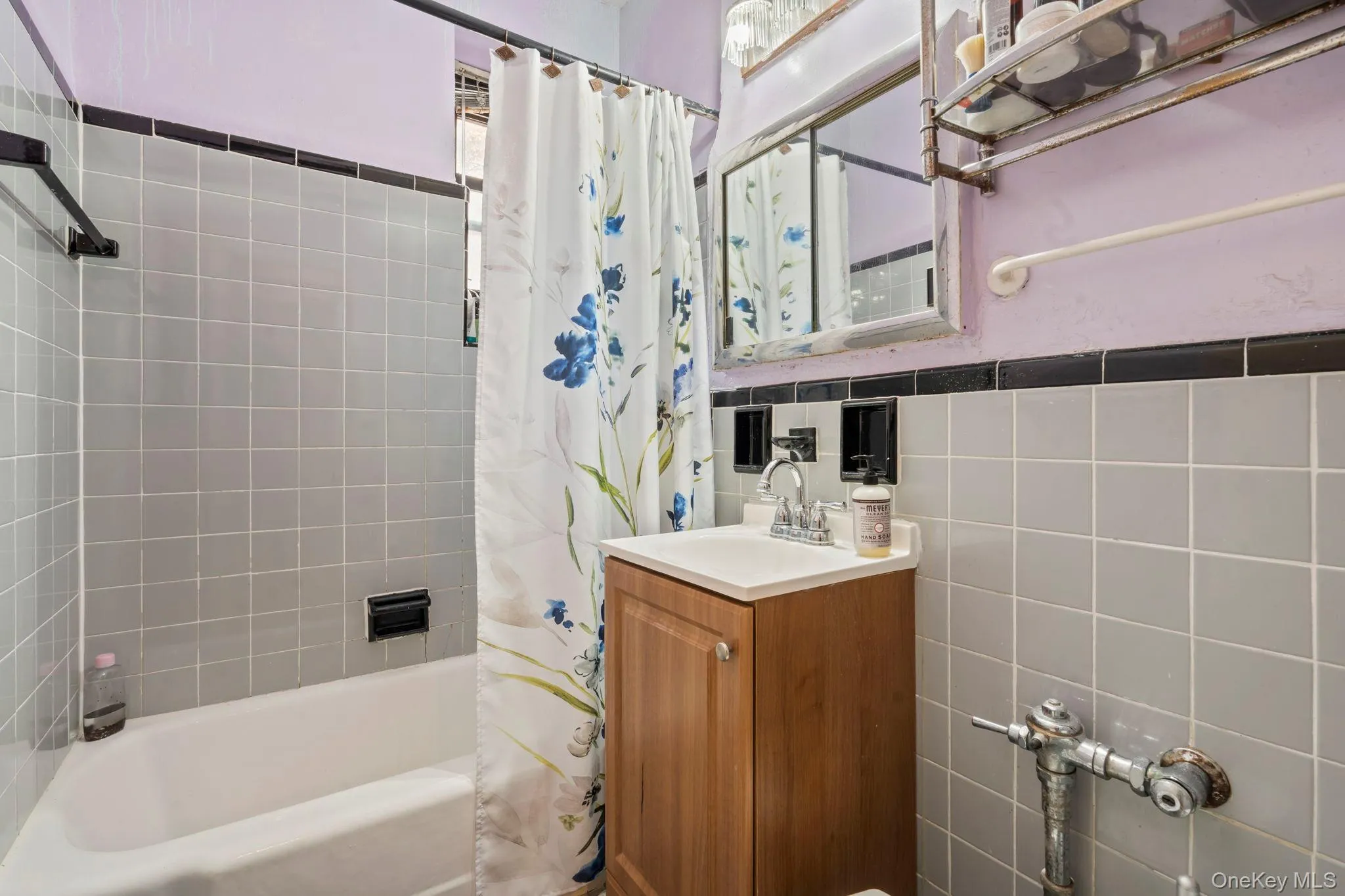 139-15 83rd Avenue, New York, NY, 1 Bedroom Bedrooms, 3 Rooms Rooms,1 BathroomBathrooms,Residential,For Rent,83rd,0,978614 139-15 83rd Avenue, New York, NY, 1 Bedroom Bedrooms, 3 Rooms Rooms,1 BathroomBathrooms,Residential,For Rent,83rd,0,978614
