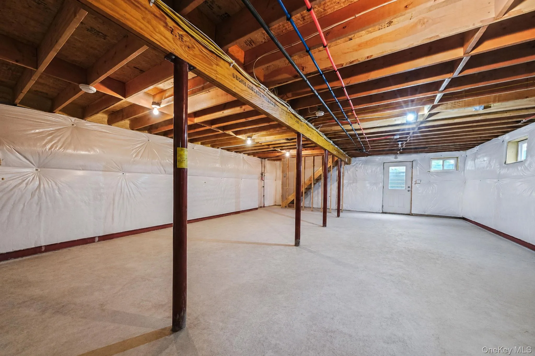 Full Unfinished Basement with OSE Full Unfinished Basement with OSE
