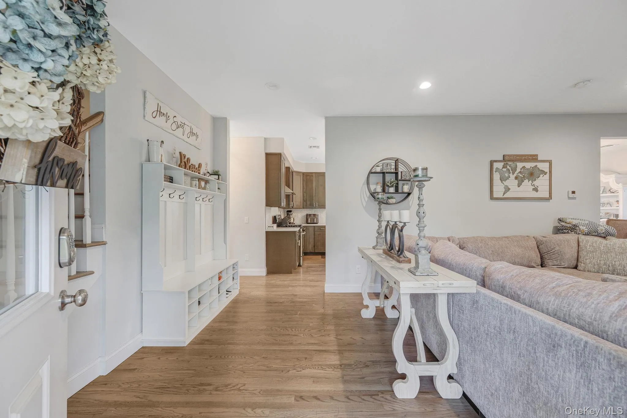 Entrance Foyer, HW Floors, LR Entrance Foyer, HW Floors, LR
