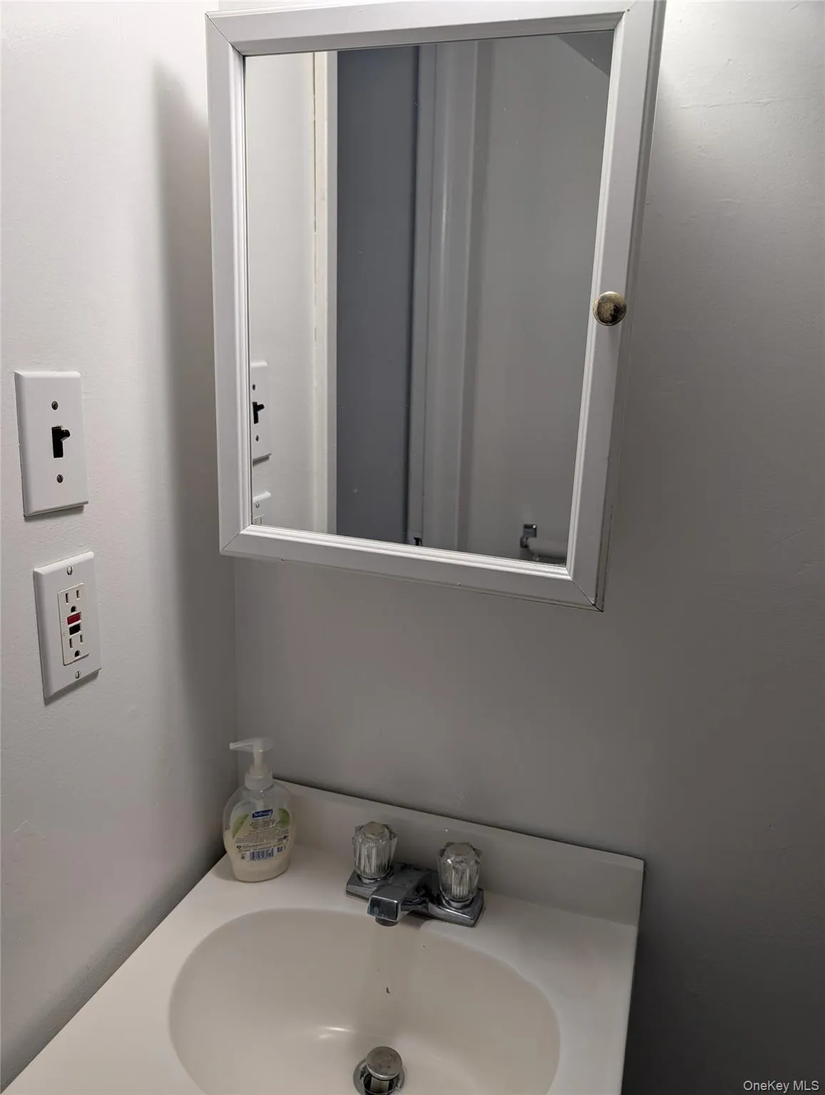 45 Sunken Meadow Road, Huntington, NY, 3 Bedrooms Bedrooms, 8 Rooms Rooms,2 BathroomsBathrooms,Residential Lease,For Rent,Sunken Meadow,0,978625 45 Sunken Meadow Road, Huntington, NY, 3 Bedrooms Bedrooms, 8 Rooms Rooms,2 BathroomsBathrooms,Residential Lease,For Rent,Sunken Meadow,0,978625
