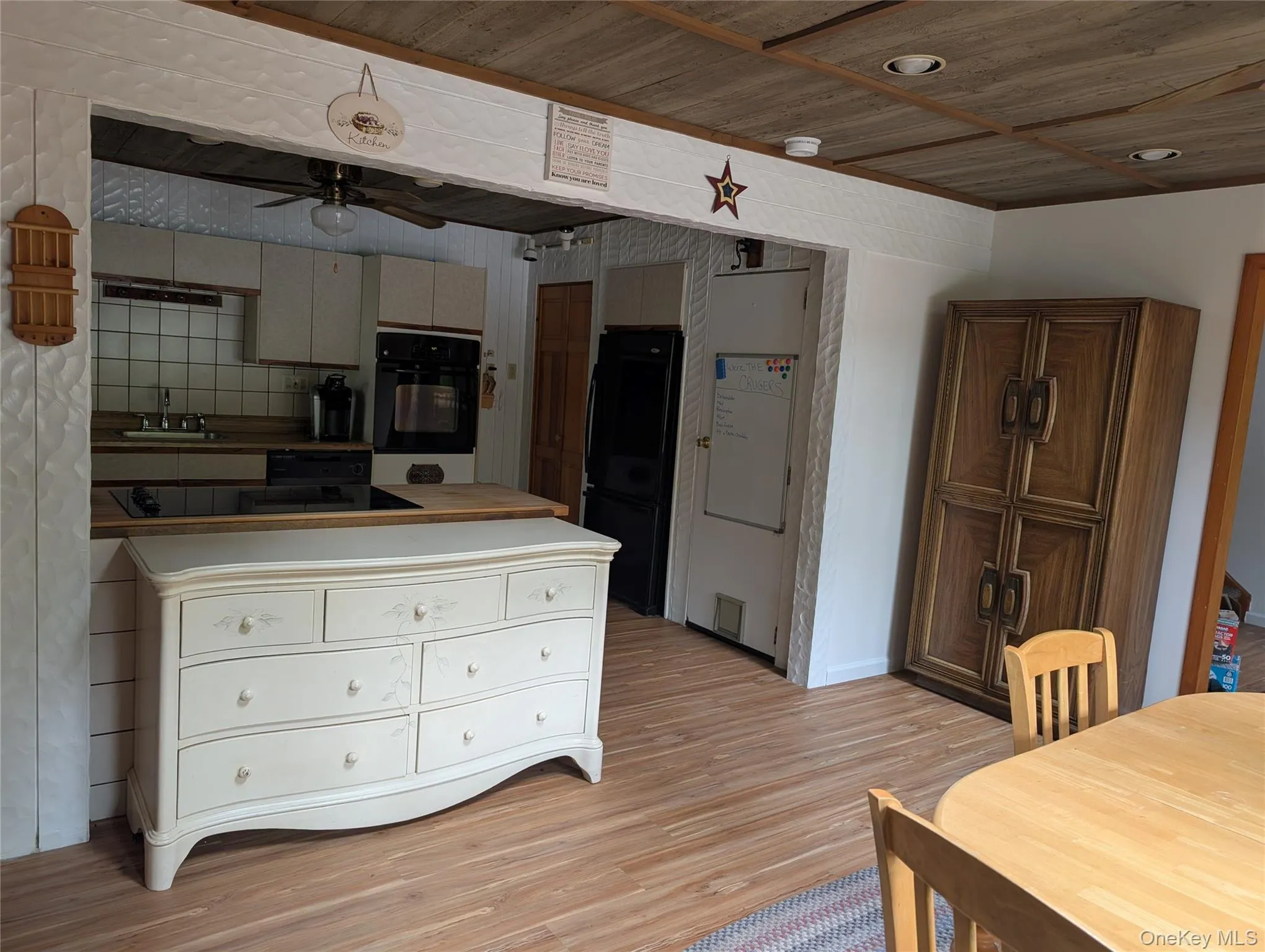 45 Sunken Meadow Road, Huntington, NY, 3 Bedrooms Bedrooms, 8 Rooms Rooms,2 BathroomsBathrooms,Residential Lease,For Rent,Sunken Meadow,0,978625 45 Sunken Meadow Road, Huntington, NY, 3 Bedrooms Bedrooms, 8 Rooms Rooms,2 BathroomsBathrooms,Residential Lease,For Rent,Sunken Meadow,0,978625
