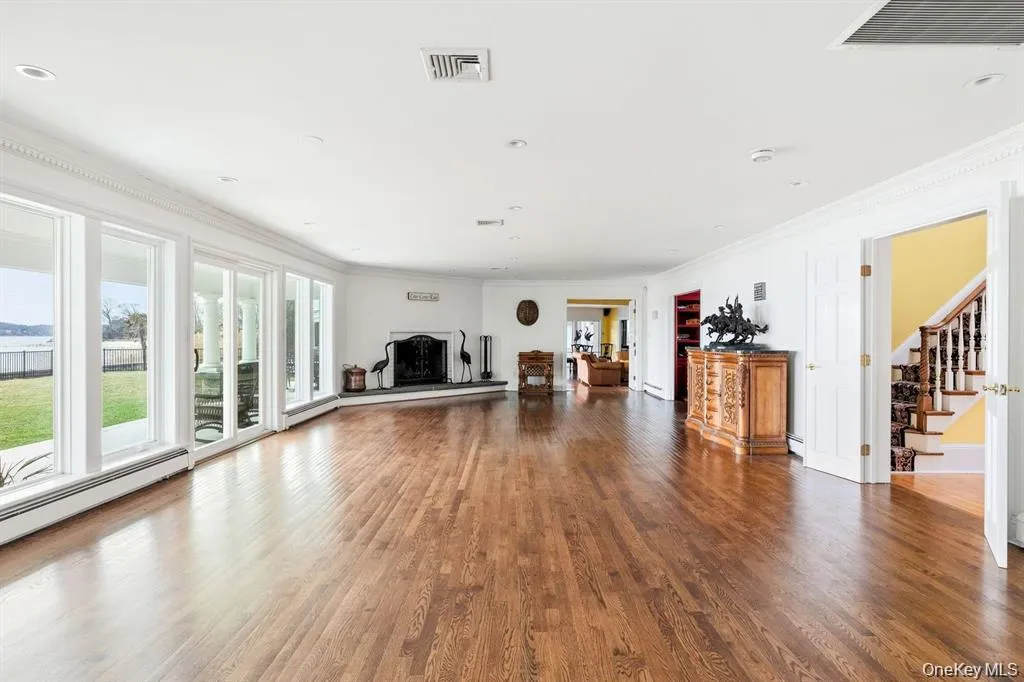 33 Beach Road, Huntington, NY, 6 Bedrooms Bedrooms, 15 Rooms Rooms,4 BathroomsBathrooms,Residential,For Rent,Beach,0,978627 33 Beach Road, Huntington, NY, 6 Bedrooms Bedrooms, 15 Rooms Rooms,4 BathroomsBathrooms,Residential,For Rent,Beach,0,978627
