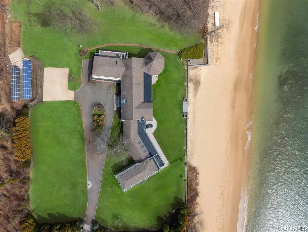 33 Beach Road, Huntington, NY, 6 Bedrooms Bedrooms, 15 Rooms Rooms,4 BathroomsBathrooms,Residential,For Rent,Beach,0,978627 33 Beach Road, Huntington, NY, 6 Bedrooms Bedrooms, 15 Rooms Rooms,4 BathroomsBathrooms,Residential,For Rent,Beach,0,978627