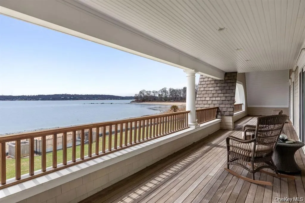 33 Beach Road, Huntington, NY, 6 Bedrooms Bedrooms, 15 Rooms Rooms,4 BathroomsBathrooms,Residential,For Rent,Beach,0,978627 33 Beach Road, Huntington, NY, 6 Bedrooms Bedrooms, 15 Rooms Rooms,4 BathroomsBathrooms,Residential,For Rent,Beach,0,978627