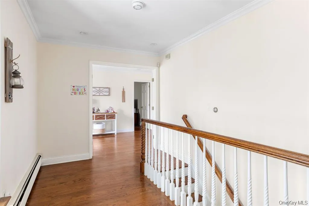 33 Beach Road, Huntington, NY, 6 Bedrooms Bedrooms, 15 Rooms Rooms,4 BathroomsBathrooms,Residential,For Rent,Beach,0,978627 33 Beach Road, Huntington, NY, 6 Bedrooms Bedrooms, 15 Rooms Rooms,4 BathroomsBathrooms,Residential,For Rent,Beach,0,978627