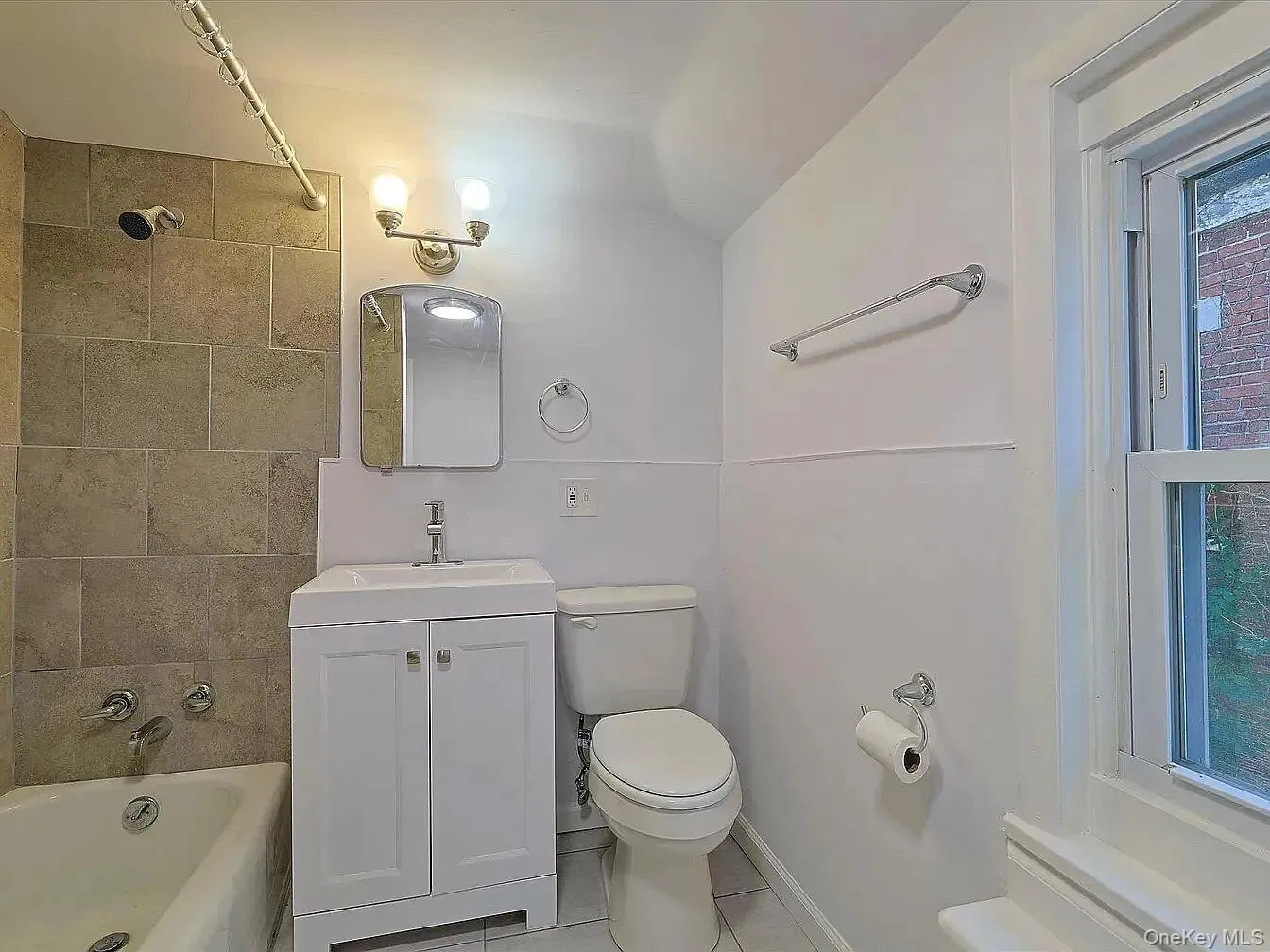 95 Delafield Street, Poughkeepsie, NY, 2 Rooms Rooms,1 BathroomBathrooms,Residential Lease,For Rent,Delafield,0,978633 95 Delafield Street, Poughkeepsie, NY, 2 Rooms Rooms,1 BathroomBathrooms,Residential Lease,For Rent,Delafield,0,978633