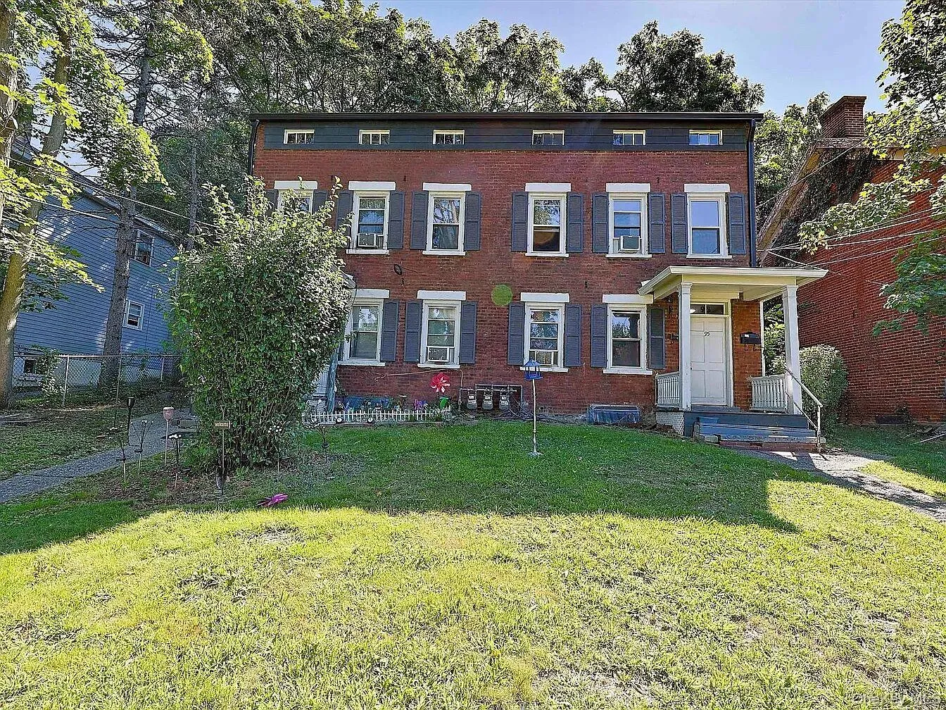 95 Delafield Street, Poughkeepsie, NY, 2 Rooms Rooms,1 BathroomBathrooms,Residential Lease,For Rent,Delafield,0,978633 95 Delafield Street, Poughkeepsie, NY, 2 Rooms Rooms,1 BathroomBathrooms,Residential Lease,For Rent,Delafield,0,978633