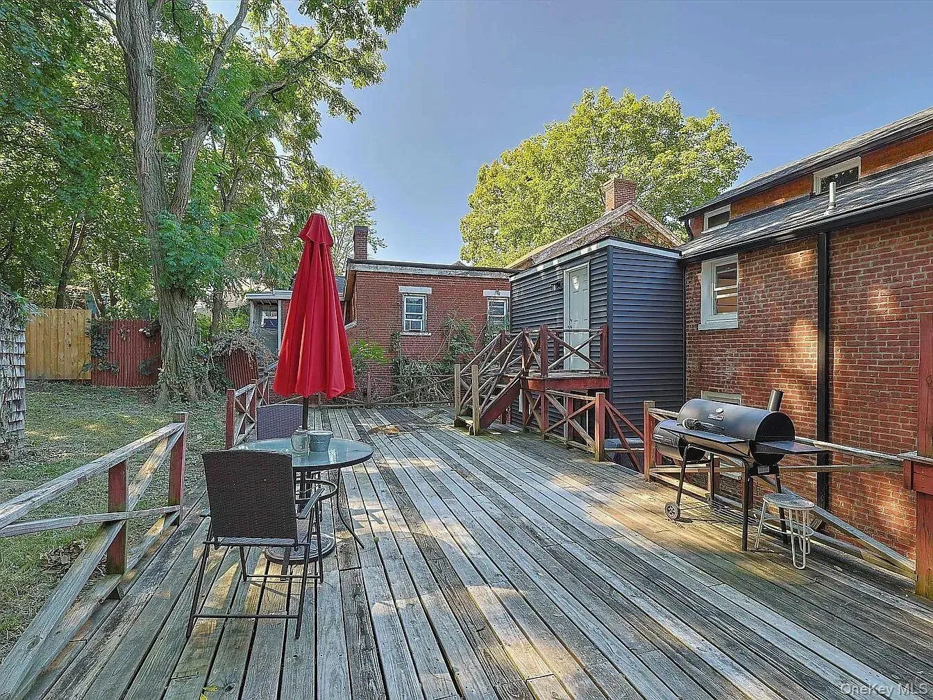 95 Delafield Street, Poughkeepsie, NY, 2 Rooms Rooms,1 BathroomBathrooms,Residential Lease,For Rent,Delafield,0,978633 95 Delafield Street, Poughkeepsie, NY, 2 Rooms Rooms,1 BathroomBathrooms,Residential Lease,For Rent,Delafield,0,978633