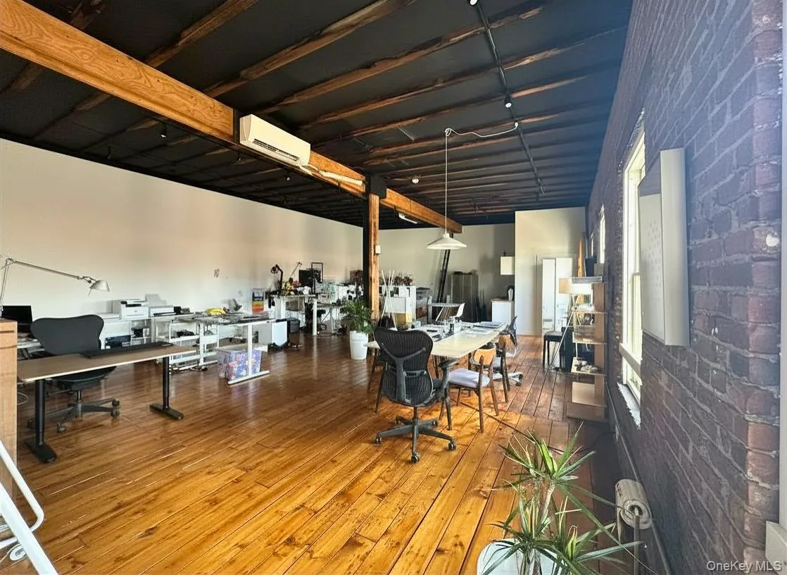 240 Broadway, Newburgh (city), NY, ,Commercial Lease,For Rent,Broadway,0,978652 240 Broadway, Newburgh (city), NY, ,Commercial Lease,For Rent,Broadway,0,978652