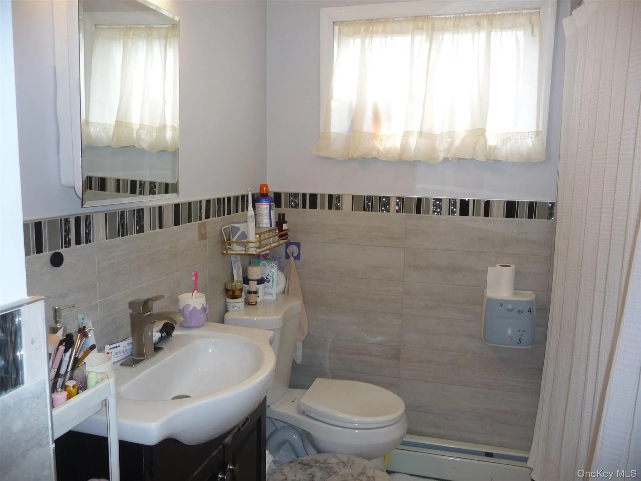 23 James Road, Monroe, NY, 3 Bedrooms Bedrooms, 8 Rooms Rooms,2 BathroomsBathrooms,Residential Lease,For Rent,James,0,978655 23 James Road, Monroe, NY, 3 Bedrooms Bedrooms, 8 Rooms Rooms,2 BathroomsBathrooms,Residential Lease,For Rent,James,0,978655