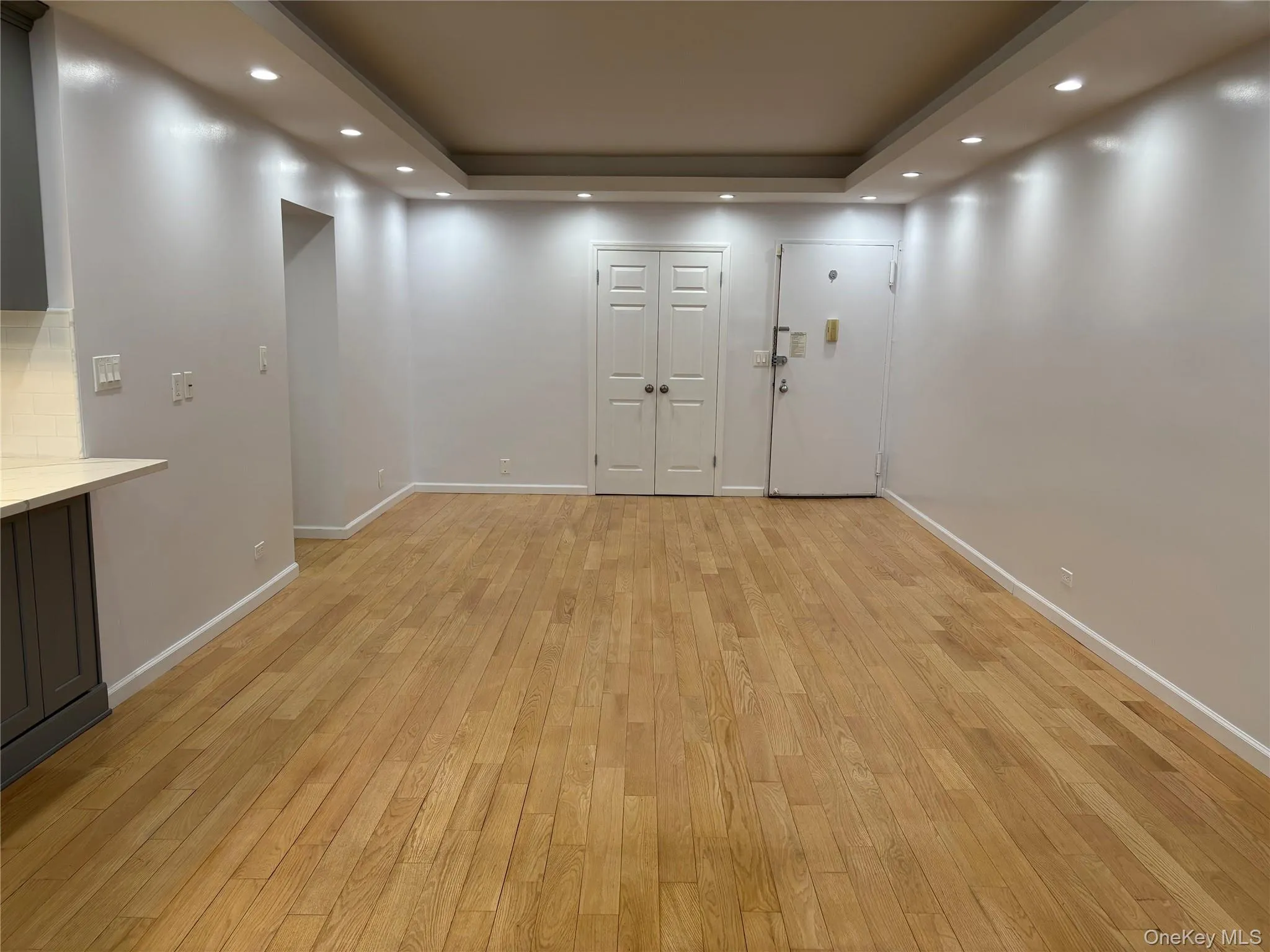 2 Bay Club, New York, NY, 2 Bedrooms Bedrooms, 6 Rooms Rooms,2 BathroomsBathrooms,Residential Lease,For Rent,Bay Club,0,978674 2 Bay Club, New York, NY, 2 Bedrooms Bedrooms, 6 Rooms Rooms,2 BathroomsBathrooms,Residential Lease,For Rent,Bay Club,0,978674