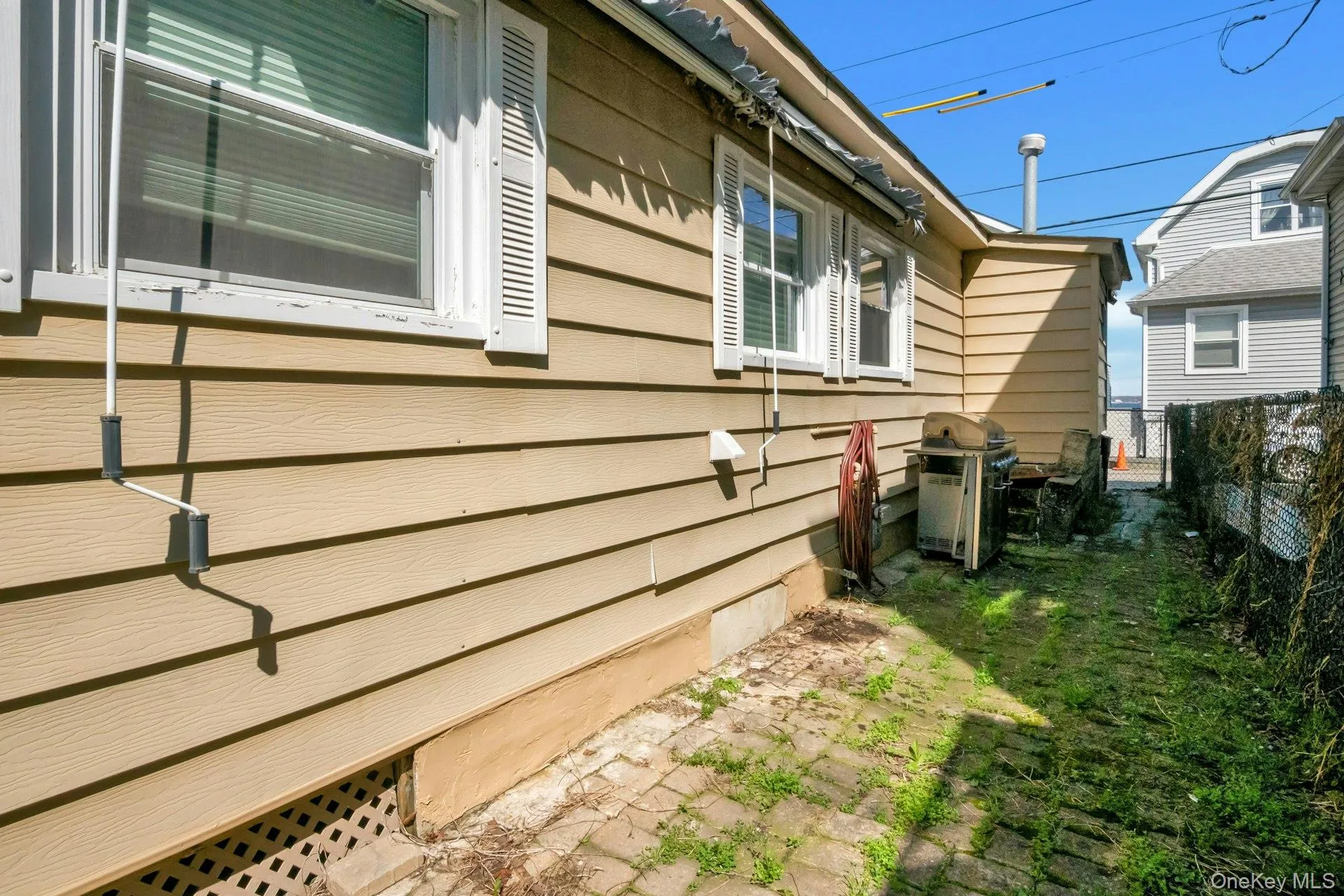 Side yard Side yard