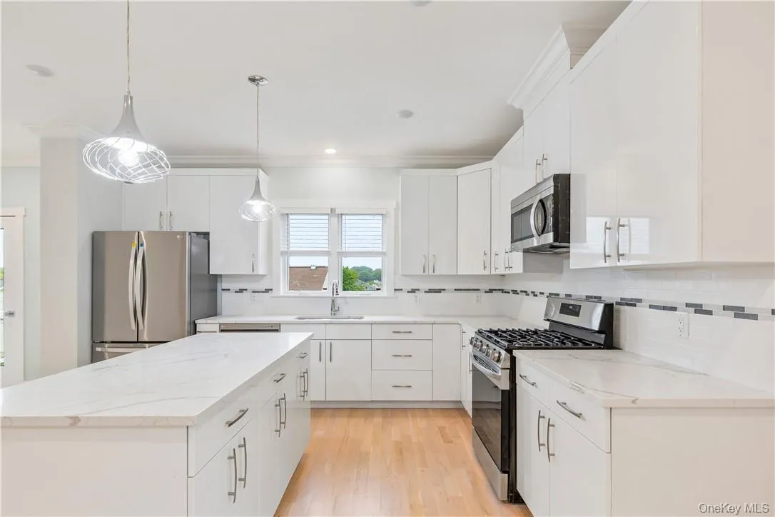 179 Adelphi Avenue, Harrison, NY, 4 Bedrooms Bedrooms, 8 Rooms Rooms,3 BathroomsBathrooms,Residential Lease,For Rent,Adelphi,0,978683 179 Adelphi Avenue, Harrison, NY, 4 Bedrooms Bedrooms, 8 Rooms Rooms,3 BathroomsBathrooms,Residential Lease,For Rent,Adelphi,0,978683