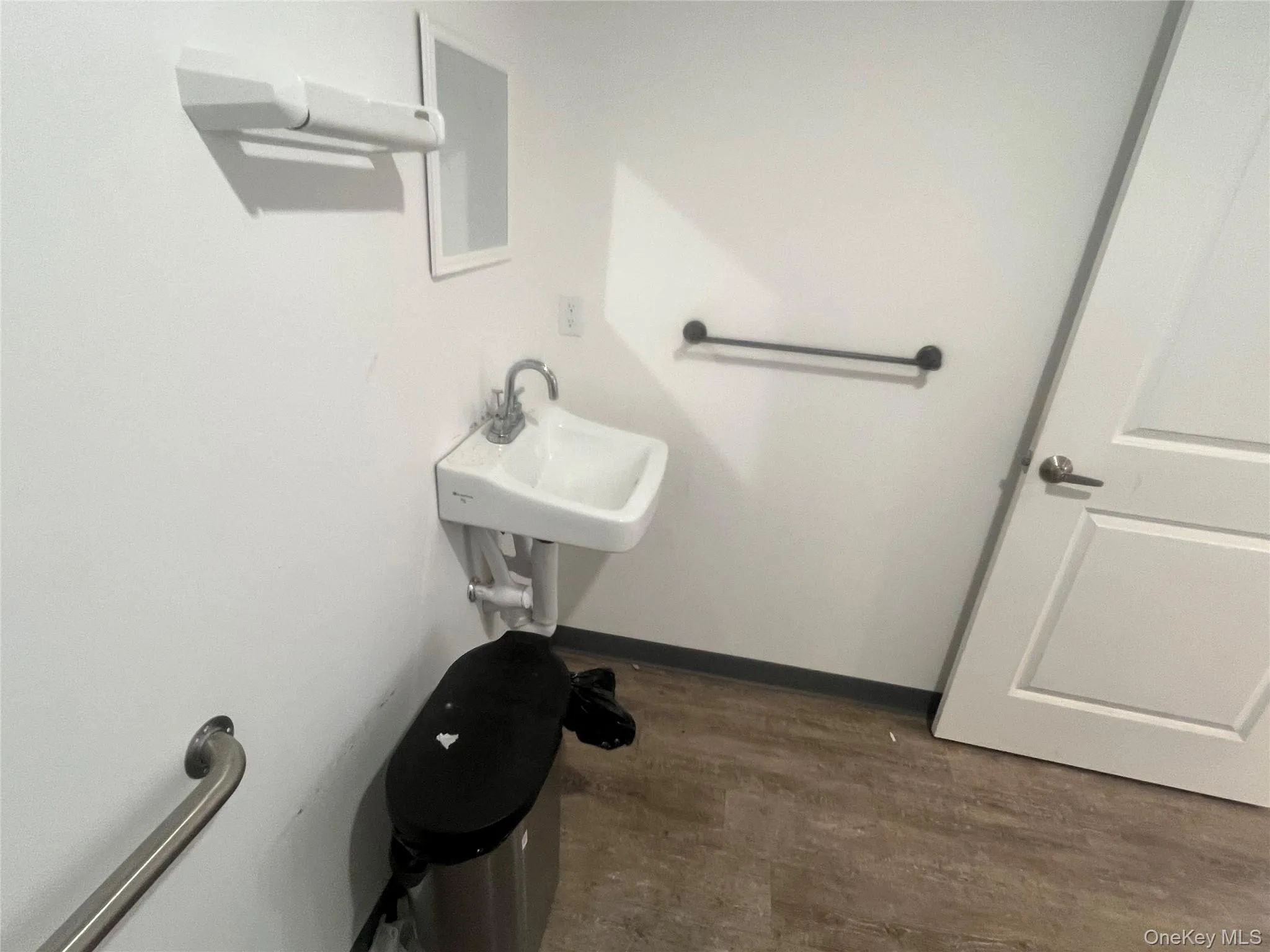 75 Bill Larkin Drive, New Windsor, NY, ,Commercial Lease,For Rent,Bill Larkin,0,978693 75 Bill Larkin Drive, New Windsor, NY, ,Commercial Lease,For Rent,Bill Larkin,0,978693