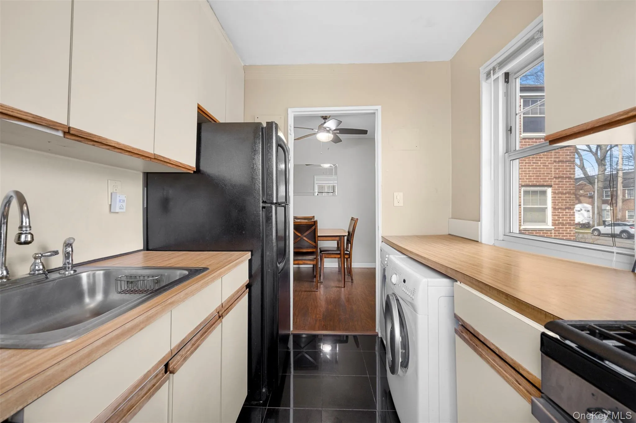 253-12 60th Avenue, New York, NY, 1 Bedroom Bedrooms, 4 Rooms Rooms,1 BathroomBathrooms,Residential,For Rent,60th,0,978711 253-12 60th Avenue, New York, NY, 1 Bedroom Bedrooms, 4 Rooms Rooms,1 BathroomBathrooms,Residential,For Rent,60th,0,978711