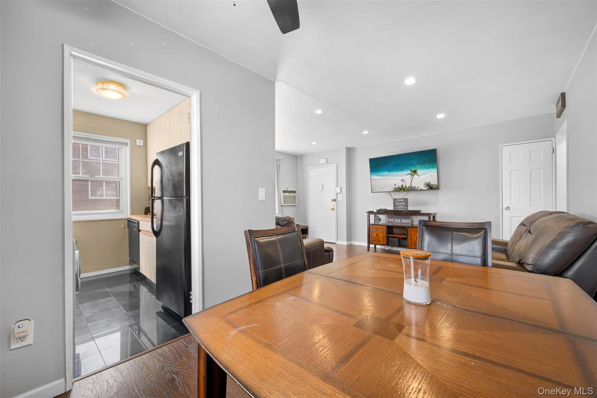 253-12 60th Avenue, New York, NY, 1 Bedroom Bedrooms, 4 Rooms Rooms,1 BathroomBathrooms,Residential,For Rent,60th,0,978711 253-12 60th Avenue, New York, NY, 1 Bedroom Bedrooms, 4 Rooms Rooms,1 BathroomBathrooms,Residential,For Rent,60th,0,978711