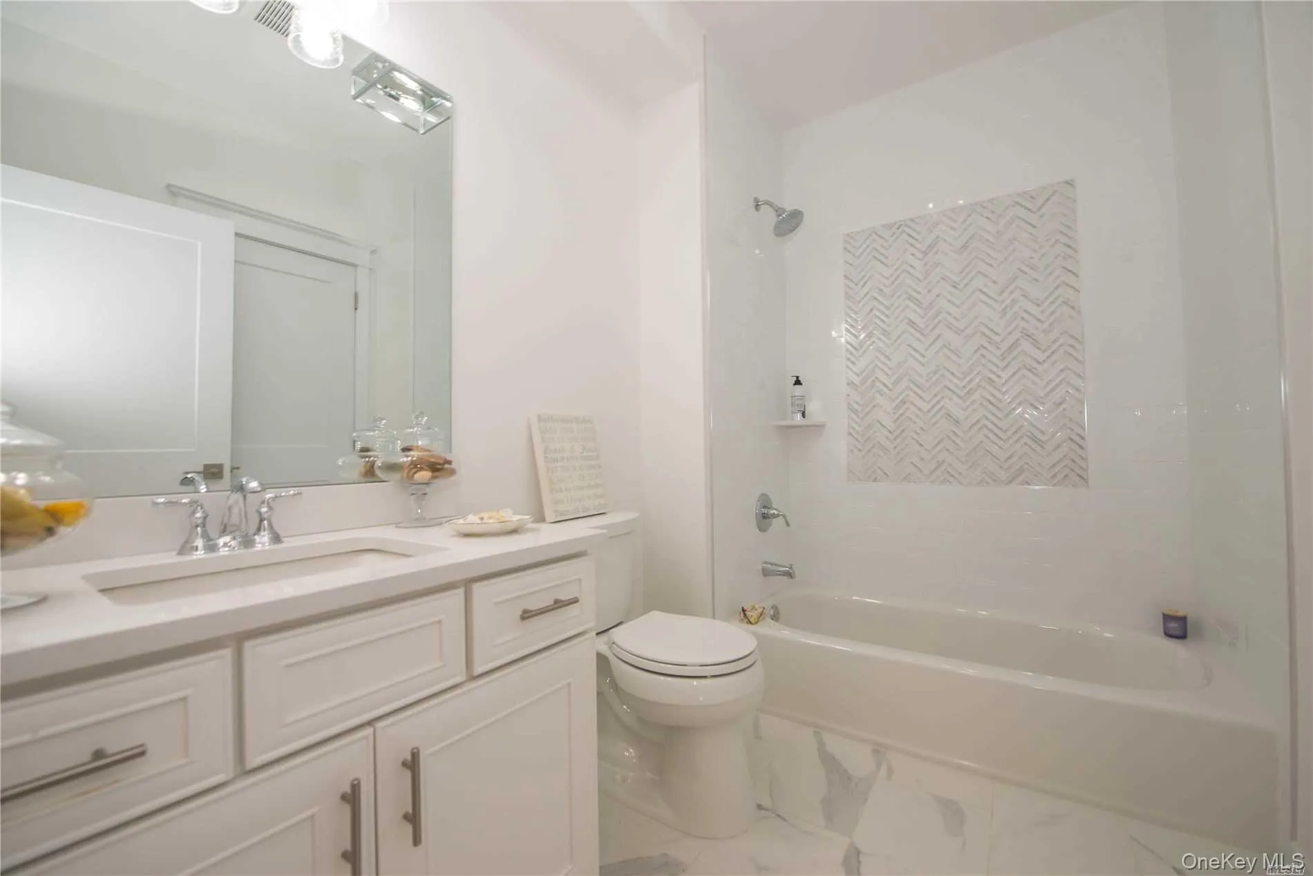 8 Northridge Street, Huntington, NY, 1 Bedroom Bedrooms, 3 Rooms Rooms,1 BathroomBathrooms,Residential Lease,For Rent,Northridge,0,978714 8 Northridge Street, Huntington, NY, 1 Bedroom Bedrooms, 3 Rooms Rooms,1 BathroomBathrooms,Residential Lease,For Rent,Northridge,0,978714