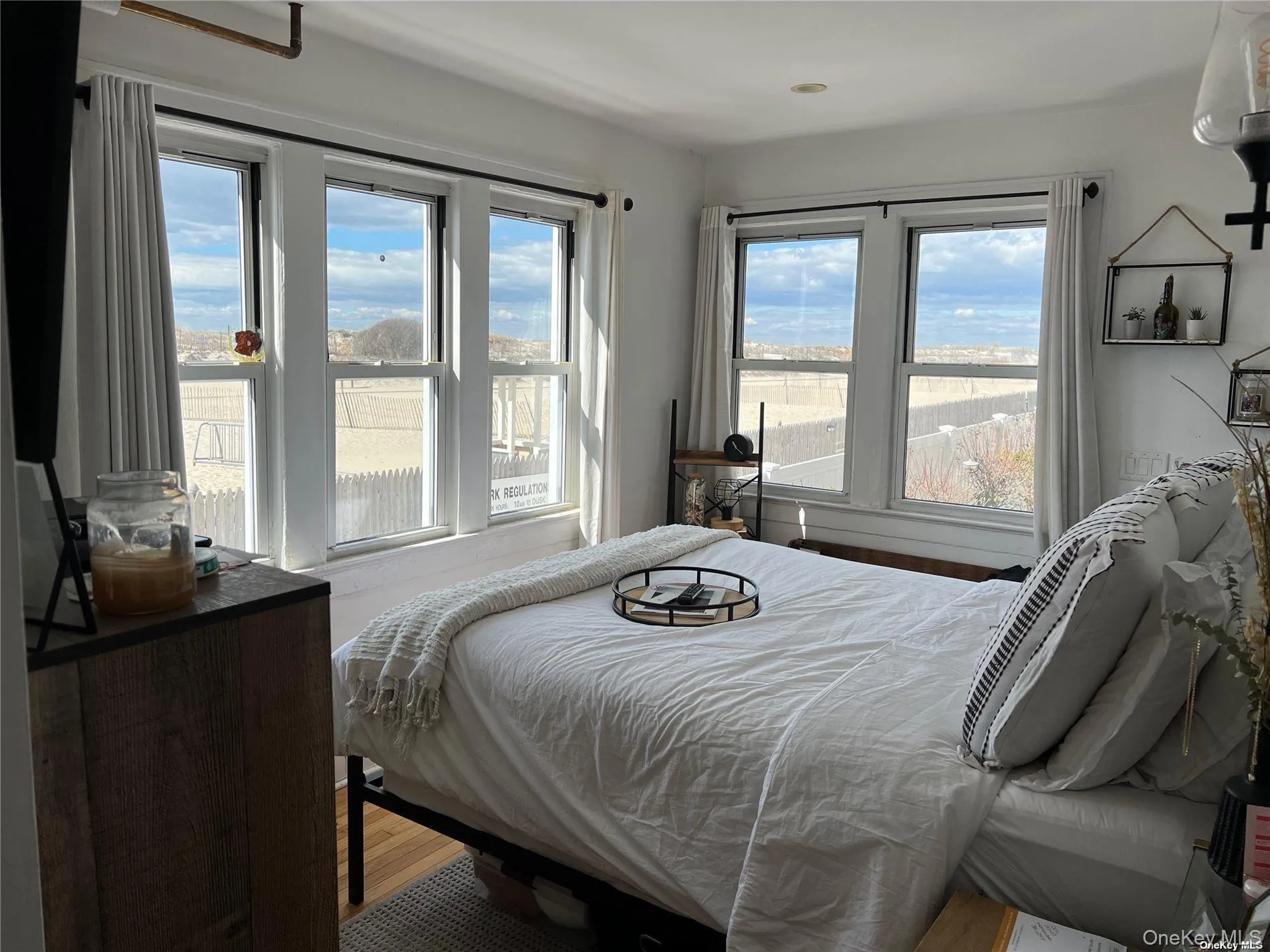 23 Troy Avenue, Hempstead, NY, 2 Bedrooms Bedrooms, 5 Rooms Rooms,1 BathroomBathrooms,Residential Lease,For Rent,Troy,0,978721 23 Troy Avenue, Hempstead, NY, 2 Bedrooms Bedrooms, 5 Rooms Rooms,1 BathroomBathrooms,Residential Lease,For Rent,Troy,0,978721