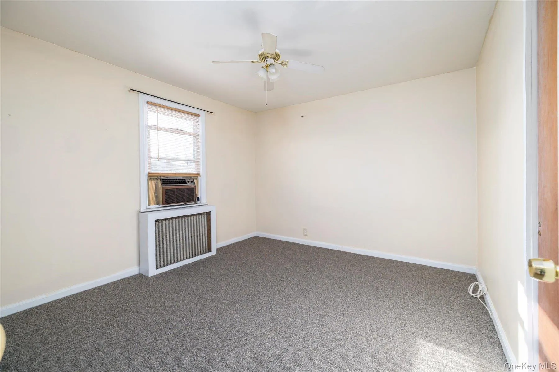 1558 9th Street, West Babylon, NY, 2 Bedrooms Bedrooms, 5 Rooms Rooms,1 BathroomBathrooms,Residential Lease,For Rent,9th,0,978735 1558 9th Street, West Babylon, NY, 2 Bedrooms Bedrooms, 5 Rooms Rooms,1 BathroomBathrooms,Residential Lease,For Rent,9th,0,978735