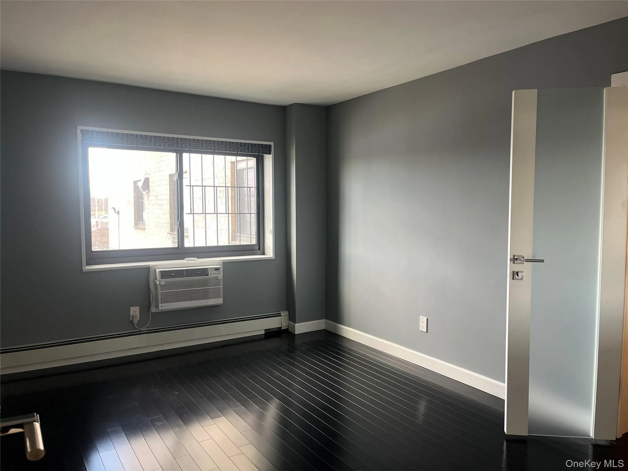 666 Pelham Road, New Rochelle, NY, 1 Bedroom Bedrooms, 3 Rooms Rooms,1 BathroomBathrooms,Residential Lease,For Rent,Pelham,0,978742 666 Pelham Road, New Rochelle, NY, 1 Bedroom Bedrooms, 3 Rooms Rooms,1 BathroomBathrooms,Residential Lease,For Rent,Pelham,0,978742