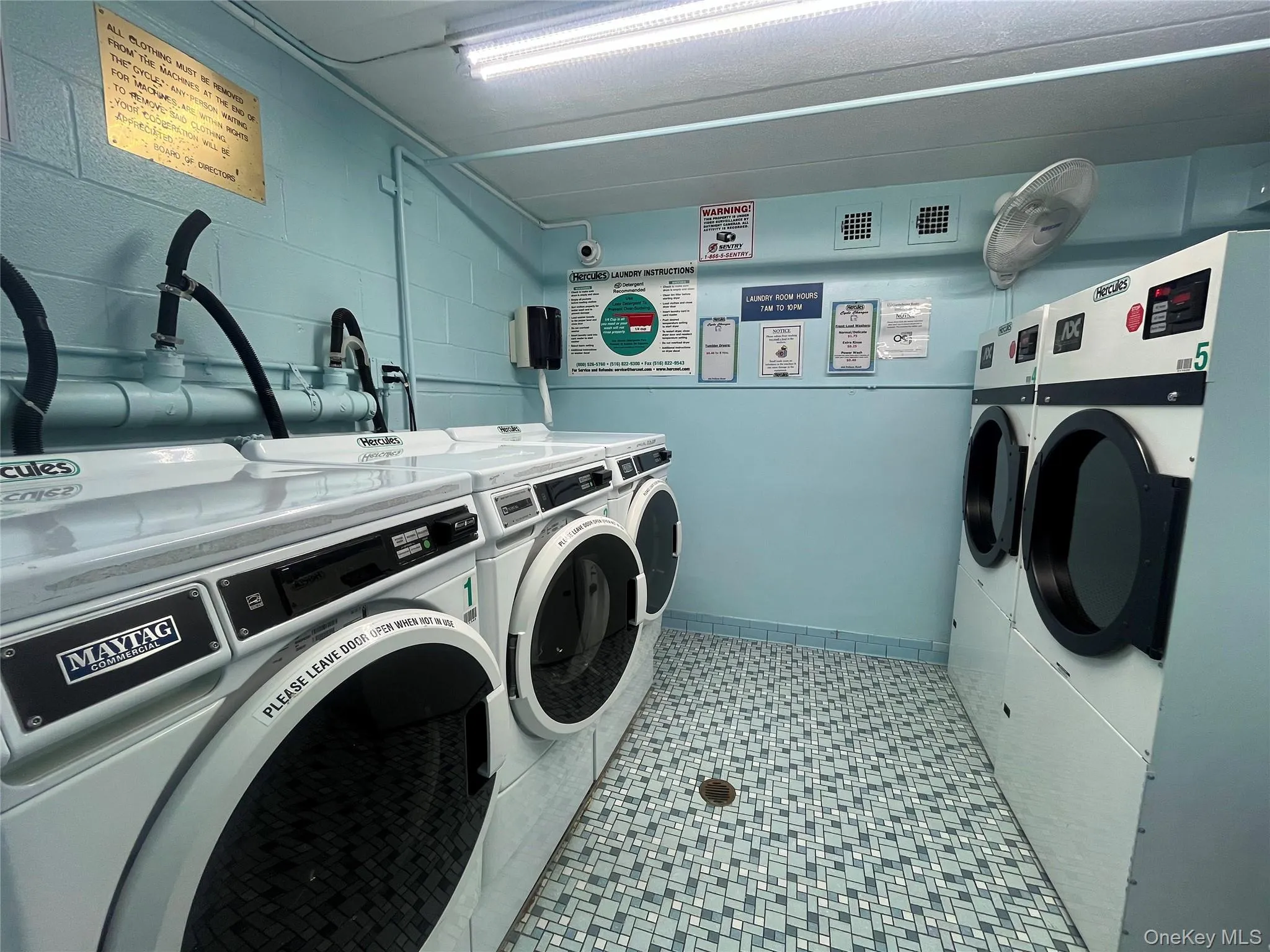 Laundry room on 2nd floor Laundry room on 2nd floor