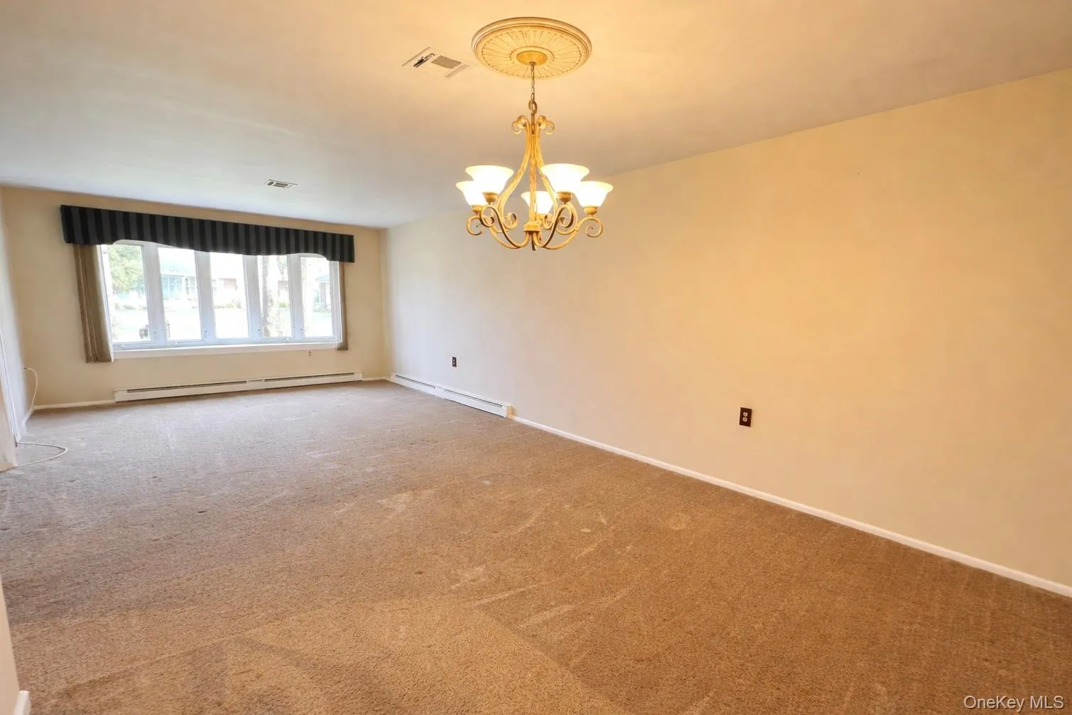 9 Guilford Court, Brookhaven, NY, 2 Bedrooms Bedrooms, 7 Rooms Rooms,2 BathroomsBathrooms,Residential Lease,For Rent,Guilford Court,0,978744 9 Guilford Court, Brookhaven, NY, 2 Bedrooms Bedrooms, 7 Rooms Rooms,2 BathroomsBathrooms,Residential Lease,For Rent,Guilford Court,0,978744