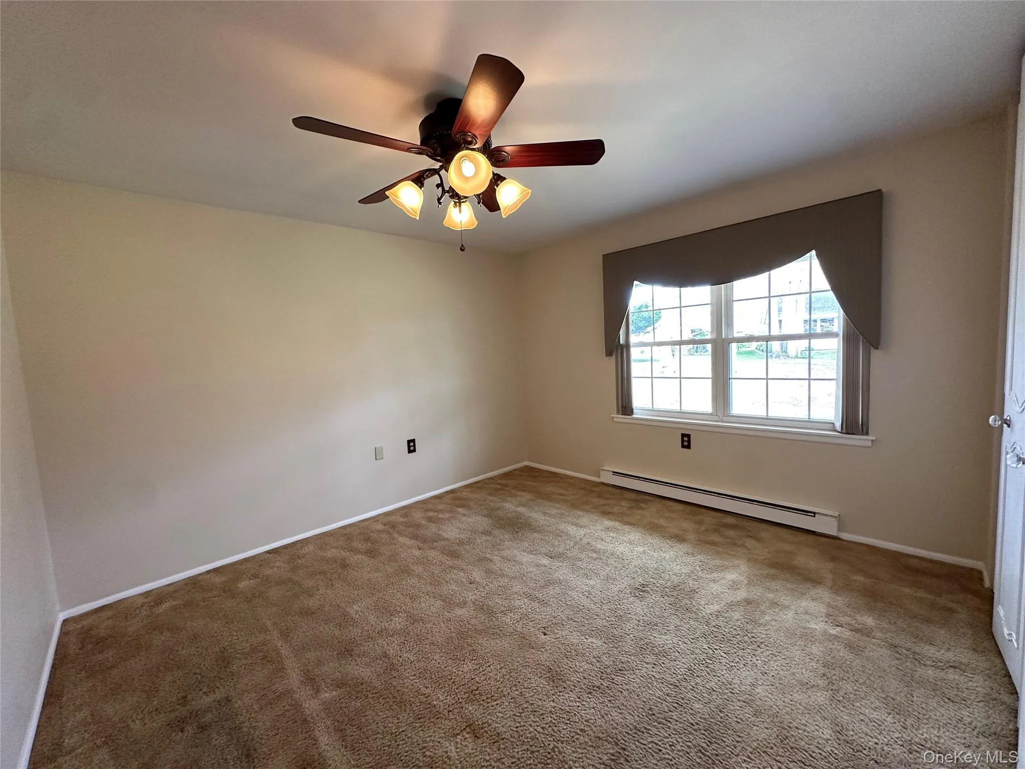 9 Guilford Court, Brookhaven, NY, 2 Bedrooms Bedrooms, 7 Rooms Rooms,2 BathroomsBathrooms,Residential Lease,For Rent,Guilford Court,0,978744 9 Guilford Court, Brookhaven, NY, 2 Bedrooms Bedrooms, 7 Rooms Rooms,2 BathroomsBathrooms,Residential Lease,For Rent,Guilford Court,0,978744