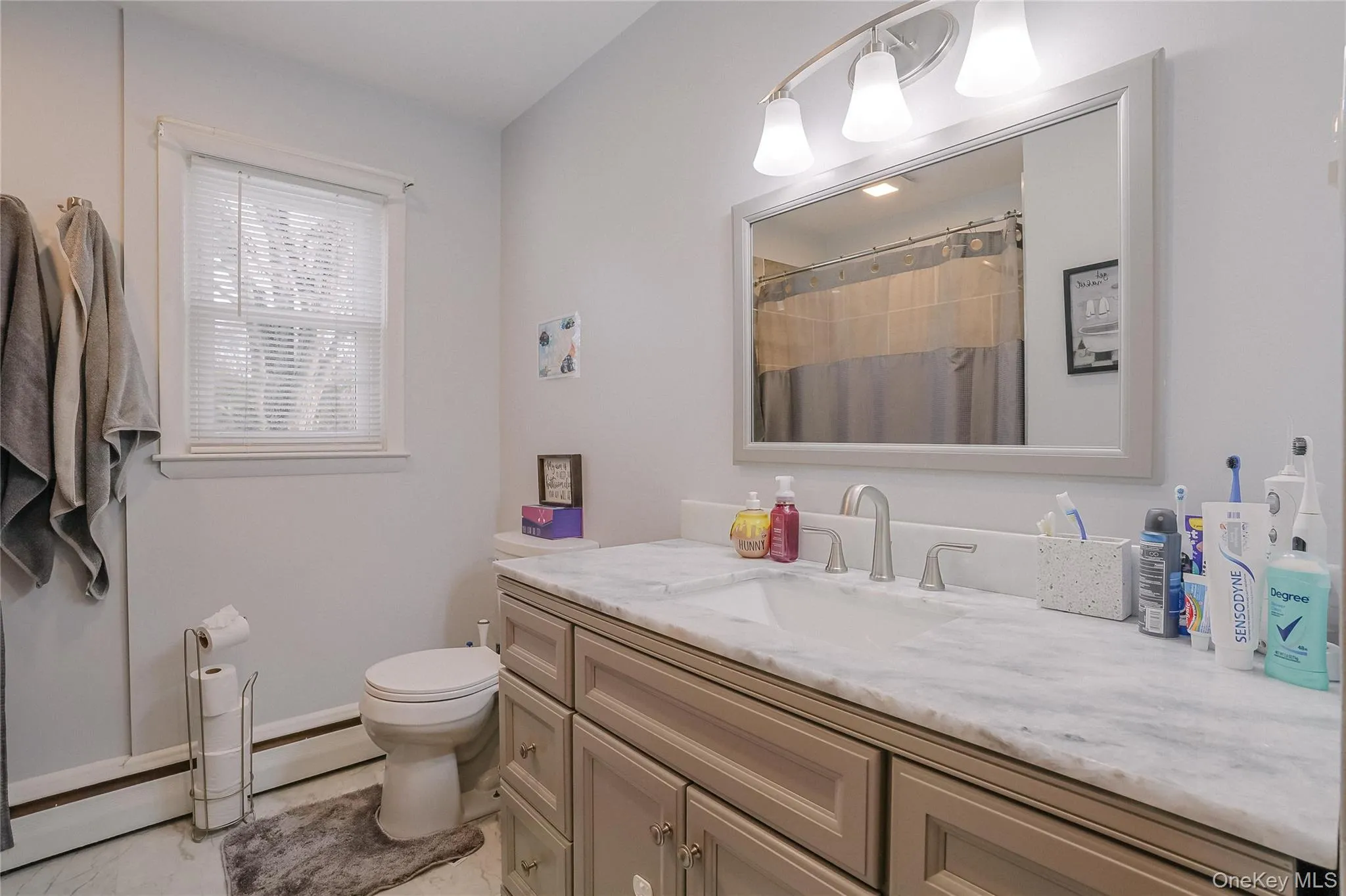 5 Mary Avenue, Ulster, NY, 3 Bedrooms Bedrooms, 6 Rooms Rooms,1 BathroomBathrooms,Residential,For Rent,Mary,0,978752 5 Mary Avenue, Ulster, NY, 3 Bedrooms Bedrooms, 6 Rooms Rooms,1 BathroomBathrooms,Residential,For Rent,Mary,0,978752