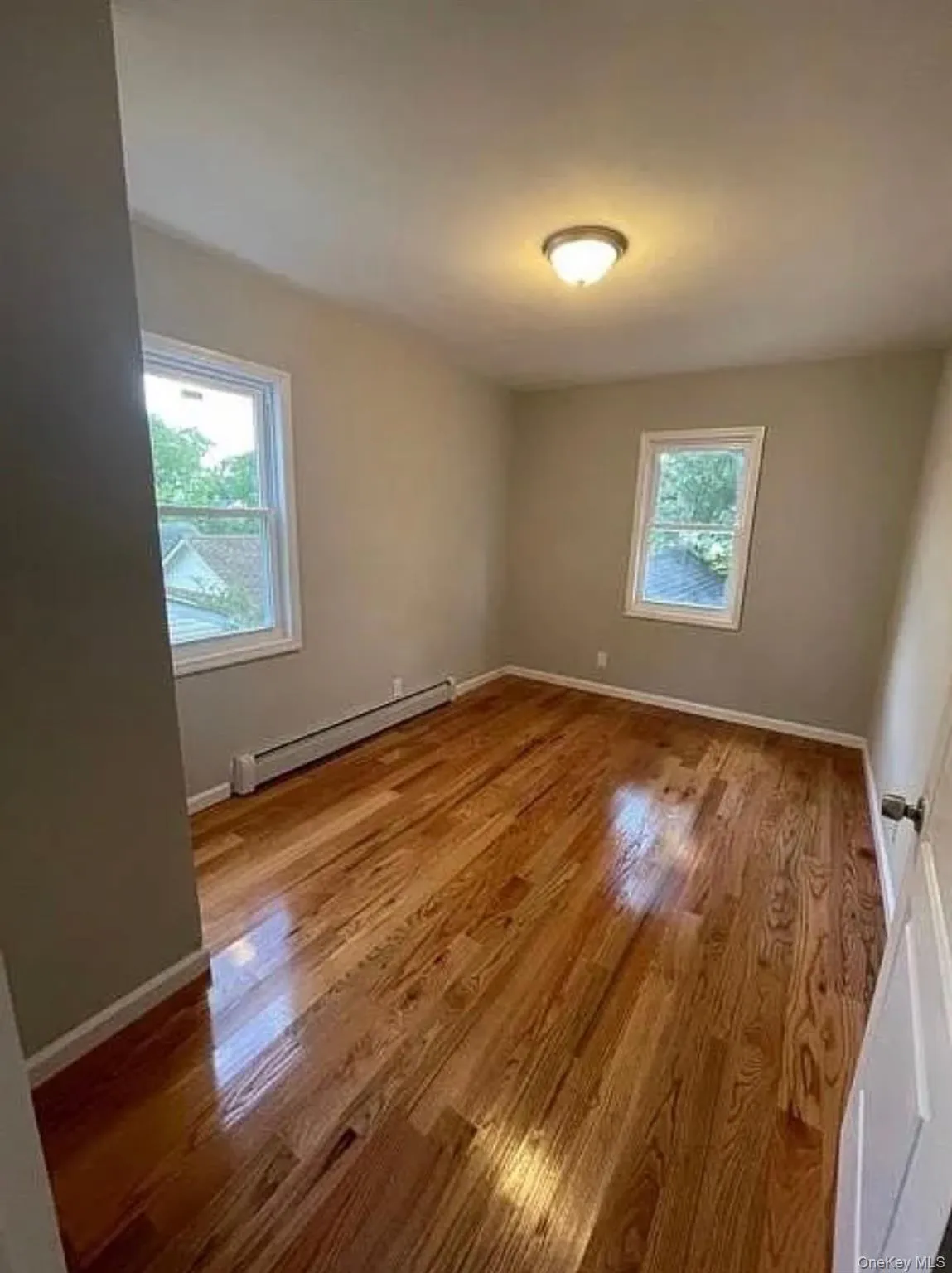 109-32 197th Street, New York, NY, 3 Bedrooms Bedrooms, 6 Rooms Rooms,1 BathroomBathrooms,Residential Lease,For Rent,197th,0,978759 109-32 197th Street, New York, NY, 3 Bedrooms Bedrooms, 6 Rooms Rooms,1 BathroomBathrooms,Residential Lease,For Rent,197th,0,978759