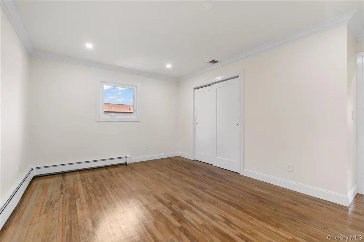 12 Deans Lane, Oyster Bay, NY, 4 Bedrooms Bedrooms, 8 Rooms Rooms,3 BathroomsBathrooms,Residential,For Rent,Deans,0,978767 12 Deans Lane, Oyster Bay, NY, 4 Bedrooms Bedrooms, 8 Rooms Rooms,3 BathroomsBathrooms,Residential,For Rent,Deans,0,978767