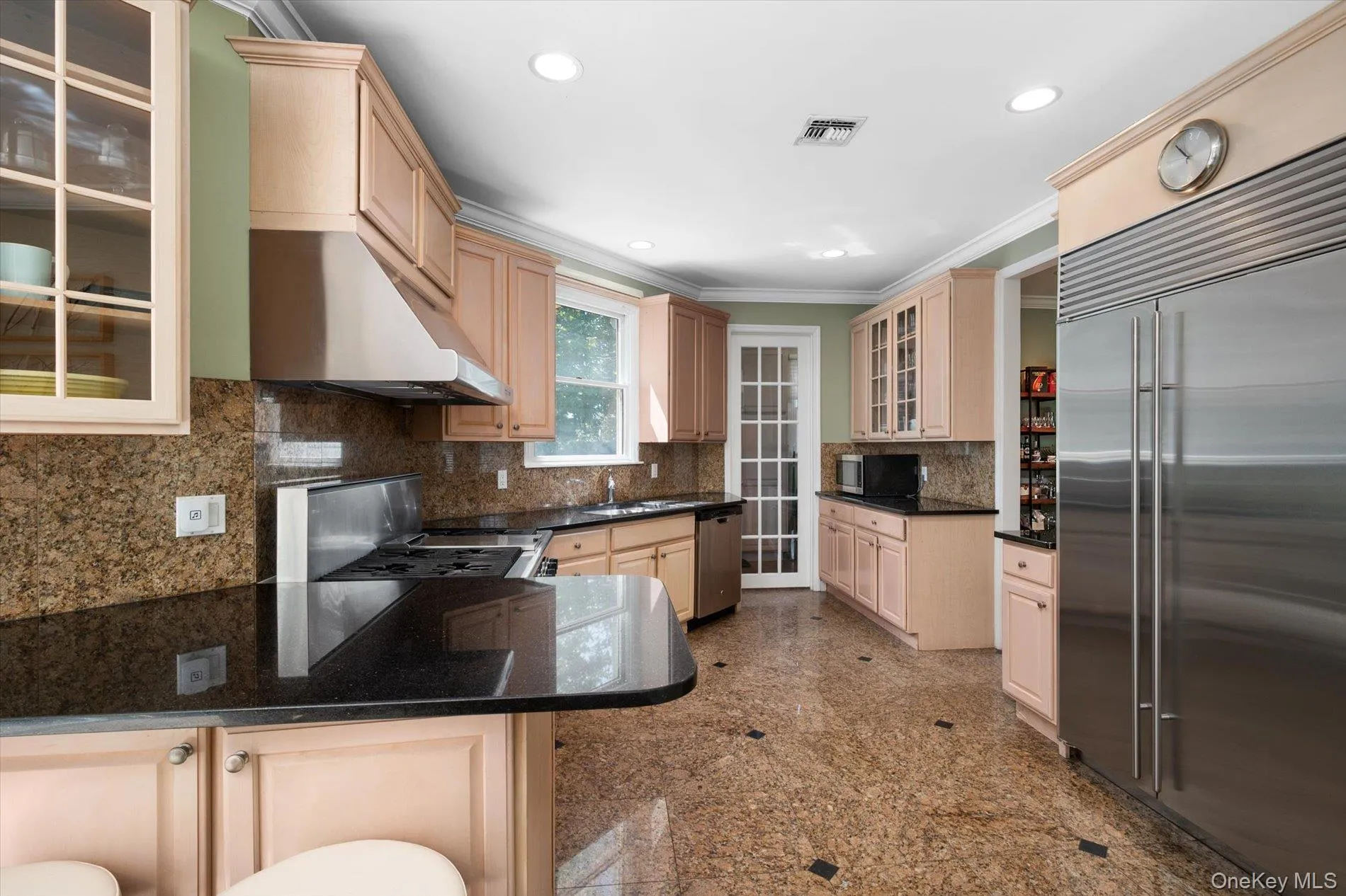 15 Church Street, North Hempstead, NY, 4 Bedrooms Bedrooms, 10 Rooms Rooms,2 BathroomsBathrooms,Residential,For Rent,Church,0,978811 15 Church Street, North Hempstead, NY, 4 Bedrooms Bedrooms, 10 Rooms Rooms,2 BathroomsBathrooms,Residential,For Rent,Church,0,978811
