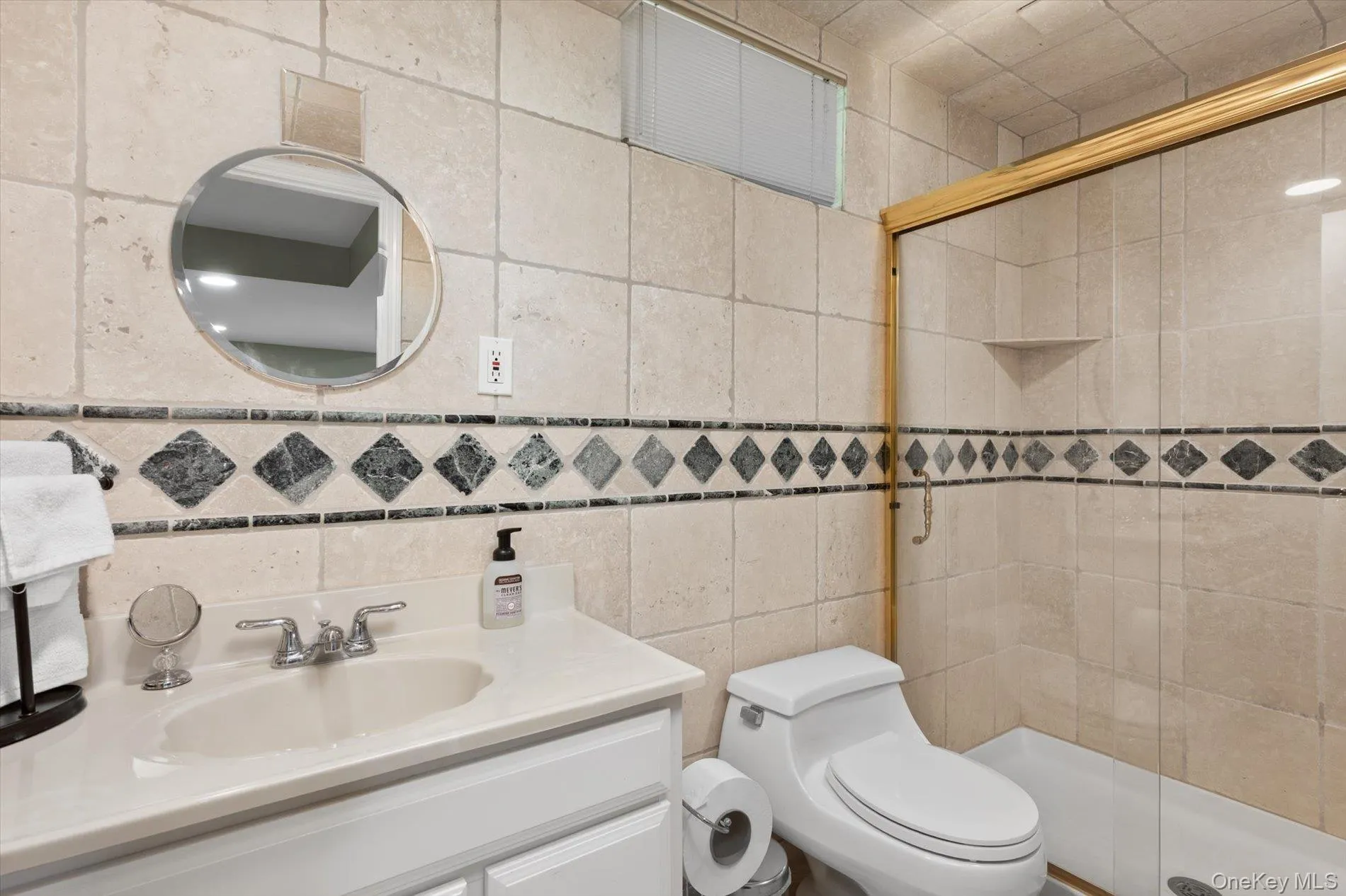 15 Church Street, North Hempstead, NY, 4 Bedrooms Bedrooms, 10 Rooms Rooms,2 BathroomsBathrooms,Residential,For Rent,Church,0,978811 15 Church Street, North Hempstead, NY, 4 Bedrooms Bedrooms, 10 Rooms Rooms,2 BathroomsBathrooms,Residential,For Rent,Church,0,978811