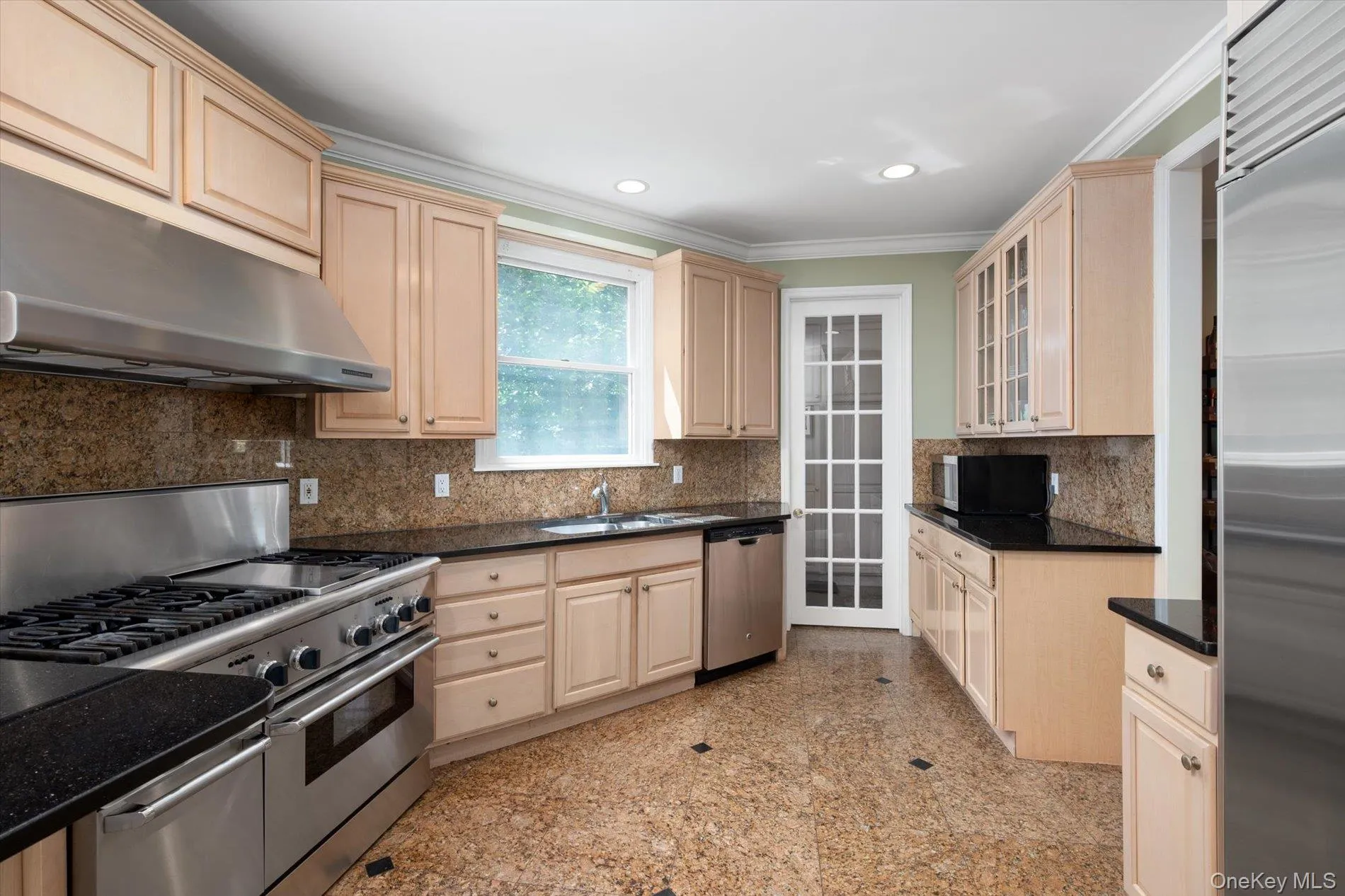 15 Church Street, North Hempstead, NY, 4 Bedrooms Bedrooms, 10 Rooms Rooms,2 BathroomsBathrooms,Residential,For Rent,Church,0,978811 15 Church Street, North Hempstead, NY, 4 Bedrooms Bedrooms, 10 Rooms Rooms,2 BathroomsBathrooms,Residential,For Rent,Church,0,978811