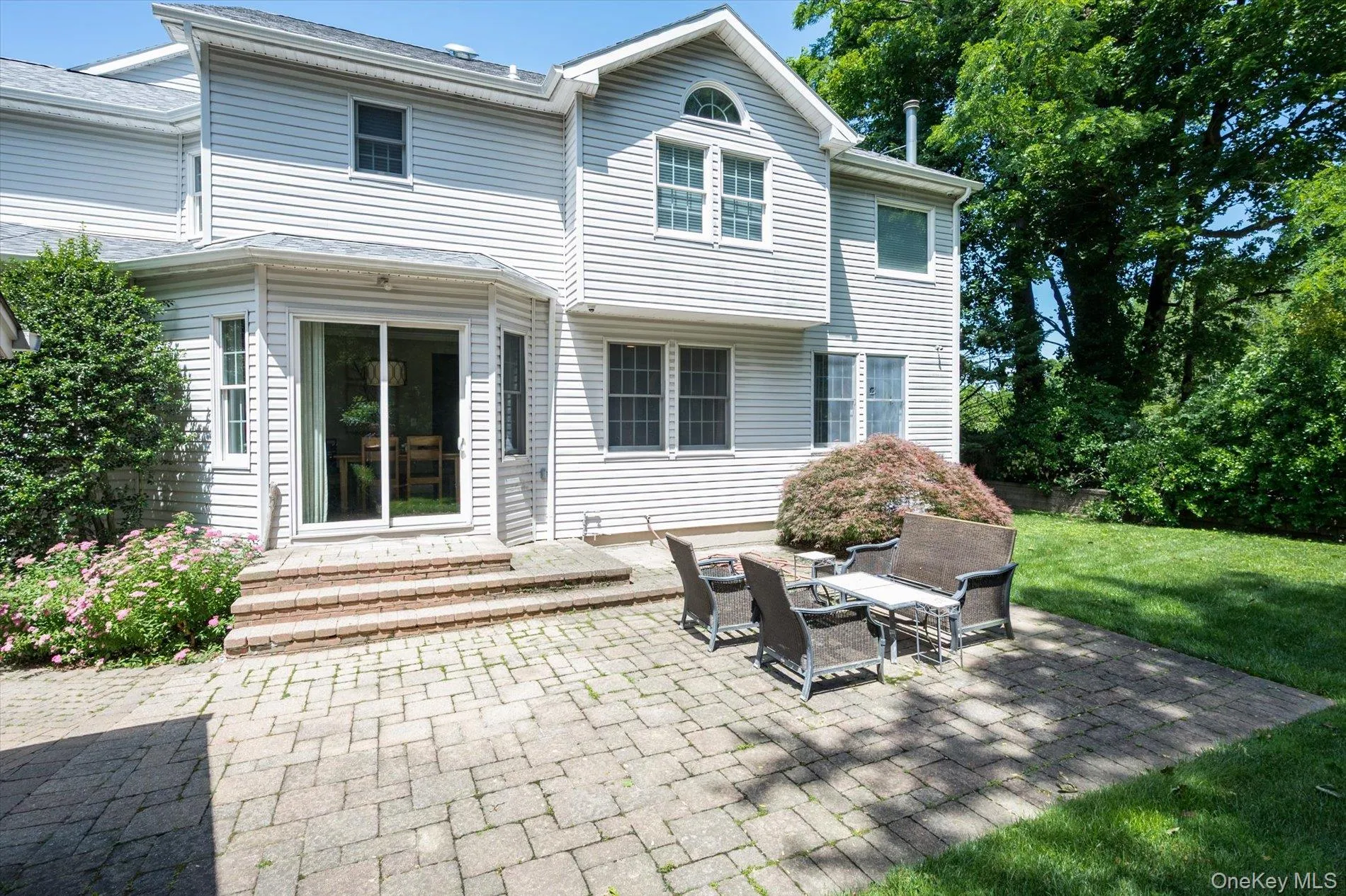 15 Church Street, North Hempstead, NY, 4 Bedrooms Bedrooms, 10 Rooms Rooms,2 BathroomsBathrooms,Residential,For Rent,Church,0,978811 15 Church Street, North Hempstead, NY, 4 Bedrooms Bedrooms, 10 Rooms Rooms,2 BathroomsBathrooms,Residential,For Rent,Church,0,978811
