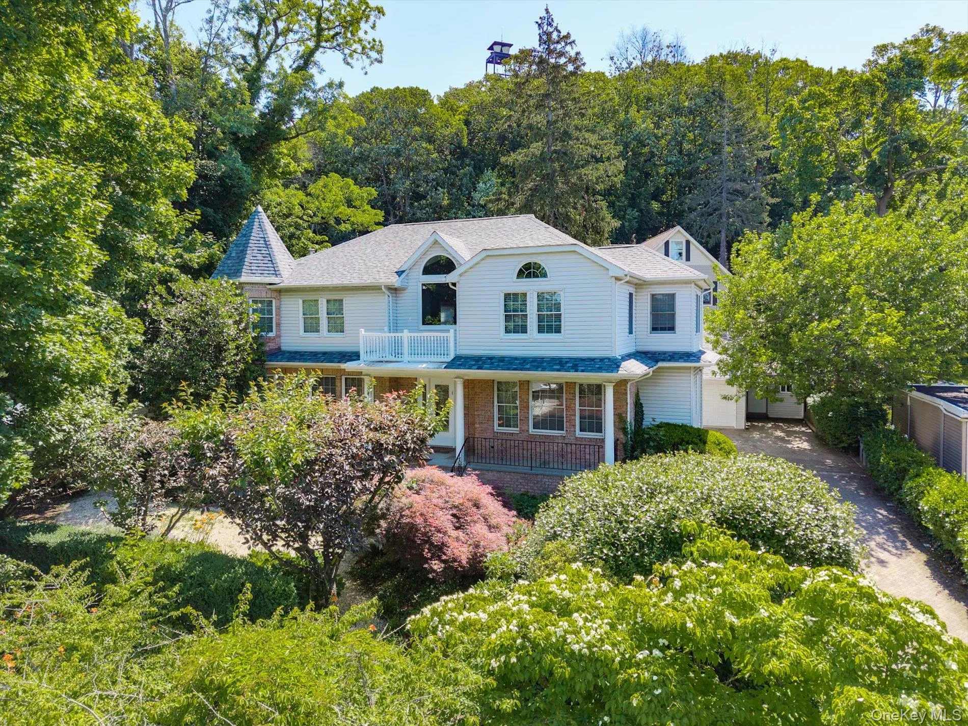 15 Church Street, North Hempstead, NY, 4 Bedrooms Bedrooms, 10 Rooms Rooms,2 BathroomsBathrooms,Residential,For Rent,Church,0,978811 15 Church Street, North Hempstead, NY, 4 Bedrooms Bedrooms, 10 Rooms Rooms,2 BathroomsBathrooms,Residential,For Rent,Church,0,978811