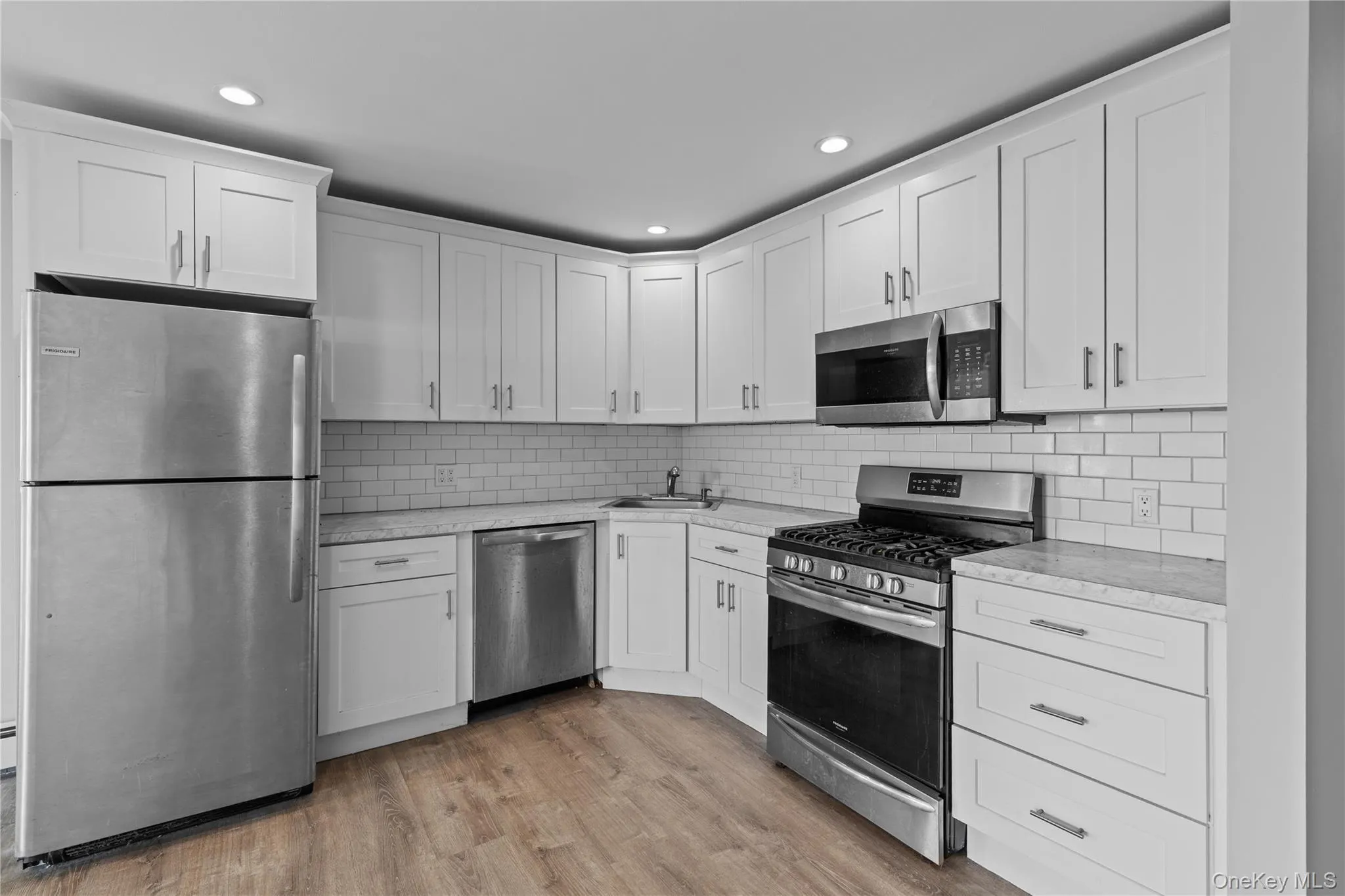 616 E Broadway, Long Beach, NY, 2 Bedrooms Bedrooms, 4 Rooms Rooms,1 BathroomBathrooms,Residential Lease,For Rent,E Broadway,0,978814 616 E Broadway, Long Beach, NY, 2 Bedrooms Bedrooms, 4 Rooms Rooms,1 BathroomBathrooms,Residential Lease,For Rent,E Broadway,0,978814