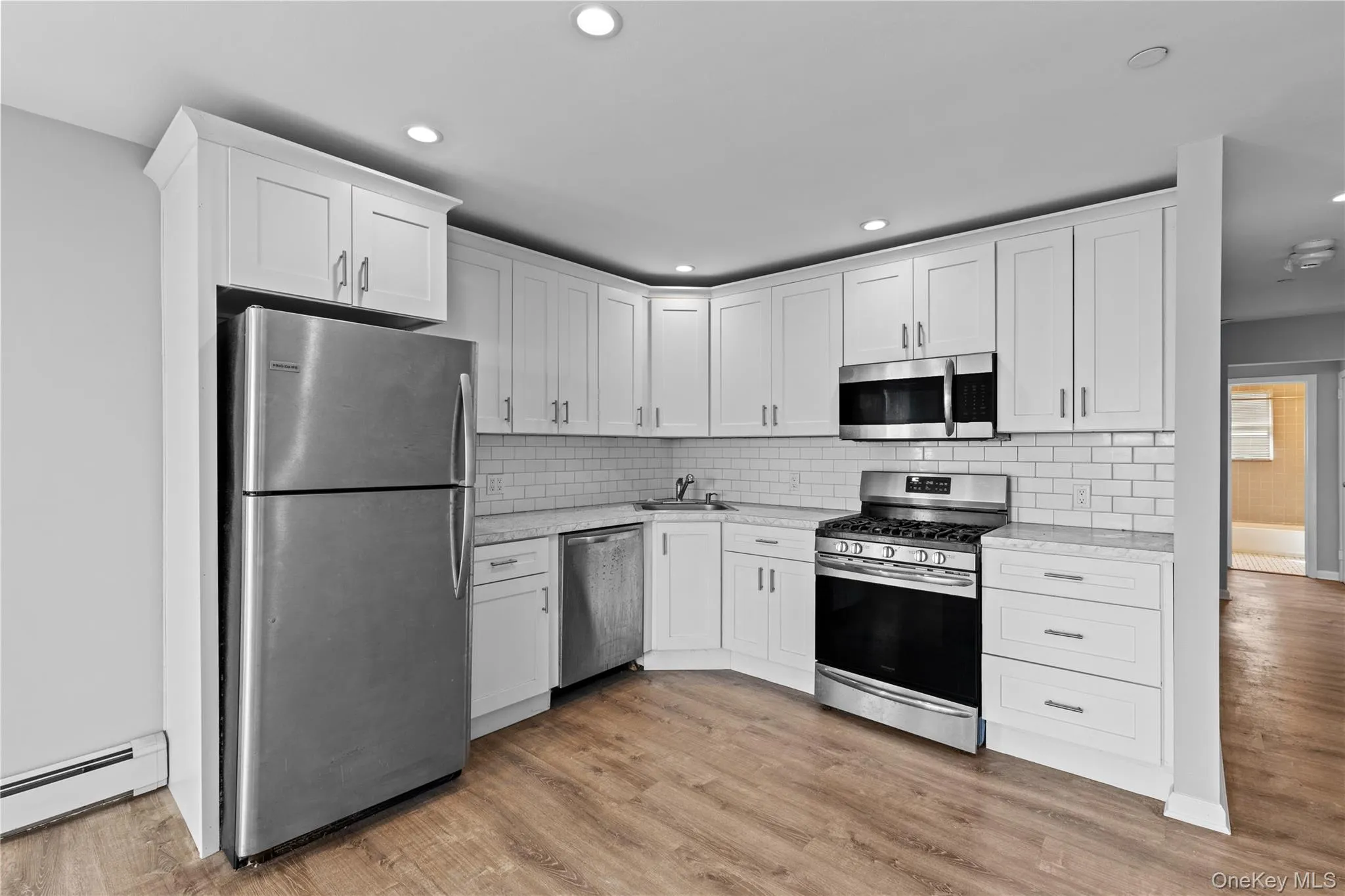616 E Broadway, Long Beach, NY, 2 Bedrooms Bedrooms, 4 Rooms Rooms,1 BathroomBathrooms,Residential Lease,For Rent,E Broadway,0,978814 616 E Broadway, Long Beach, NY, 2 Bedrooms Bedrooms, 4 Rooms Rooms,1 BathroomBathrooms,Residential Lease,For Rent,E Broadway,0,978814