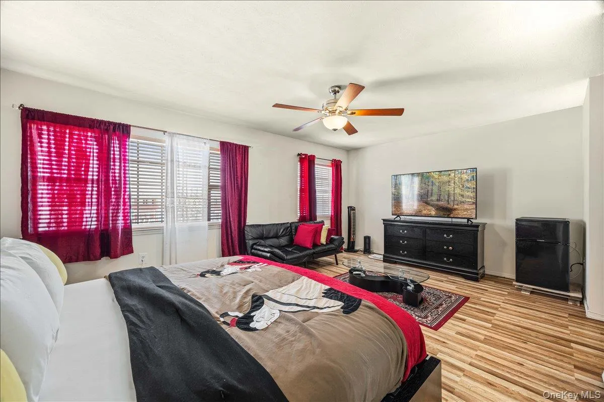 179 Surf Drive, New York, NY, 3 Bedrooms Bedrooms, 7 Rooms Rooms,2 BathroomsBathrooms,Residential,For Rent,Surf,0,978816 179 Surf Drive, New York, NY, 3 Bedrooms Bedrooms, 7 Rooms Rooms,2 BathroomsBathrooms,Residential,For Rent,Surf,0,978816