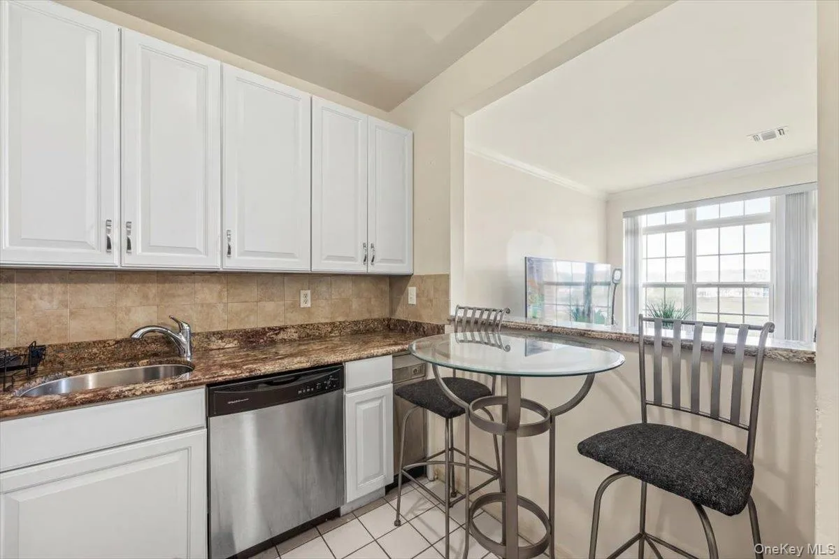 179 Surf Drive, New York, NY, 3 Bedrooms Bedrooms, 7 Rooms Rooms,2 BathroomsBathrooms,Residential,For Rent,Surf,0,978816 179 Surf Drive, New York, NY, 3 Bedrooms Bedrooms, 7 Rooms Rooms,2 BathroomsBathrooms,Residential,For Rent,Surf,0,978816