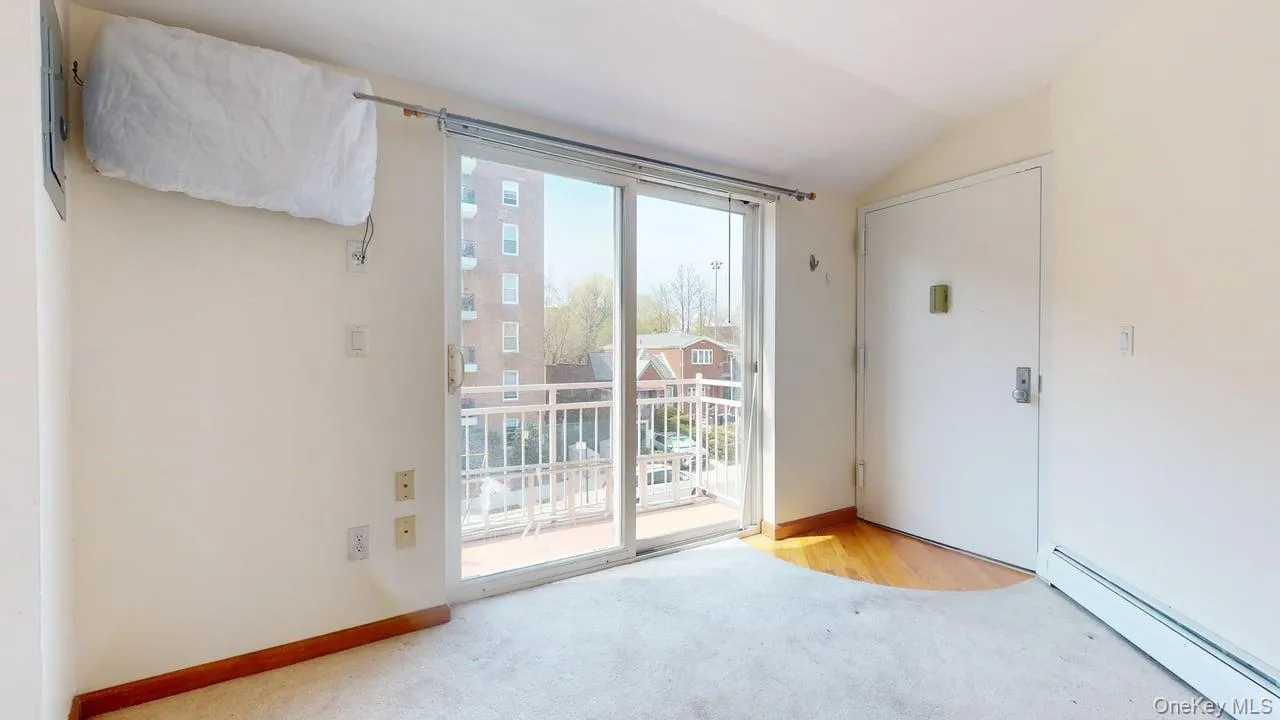 67-08 Exeter Street, New York, NY, 2 Rooms Rooms,1 BathroomBathrooms,Residential Lease,For Rent,Exeter,0,978826 67-08 Exeter Street, New York, NY, 2 Rooms Rooms,1 BathroomBathrooms,Residential Lease,For Rent,Exeter,0,978826