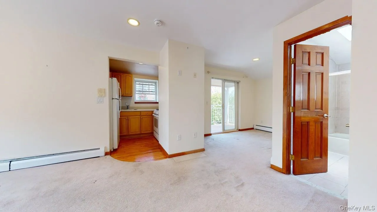 67-08 Exeter Street, New York, NY, 2 Rooms Rooms,1 BathroomBathrooms,Residential Lease,For Rent,Exeter,0,978826 67-08 Exeter Street, New York, NY, 2 Rooms Rooms,1 BathroomBathrooms,Residential Lease,For Rent,Exeter,0,978826