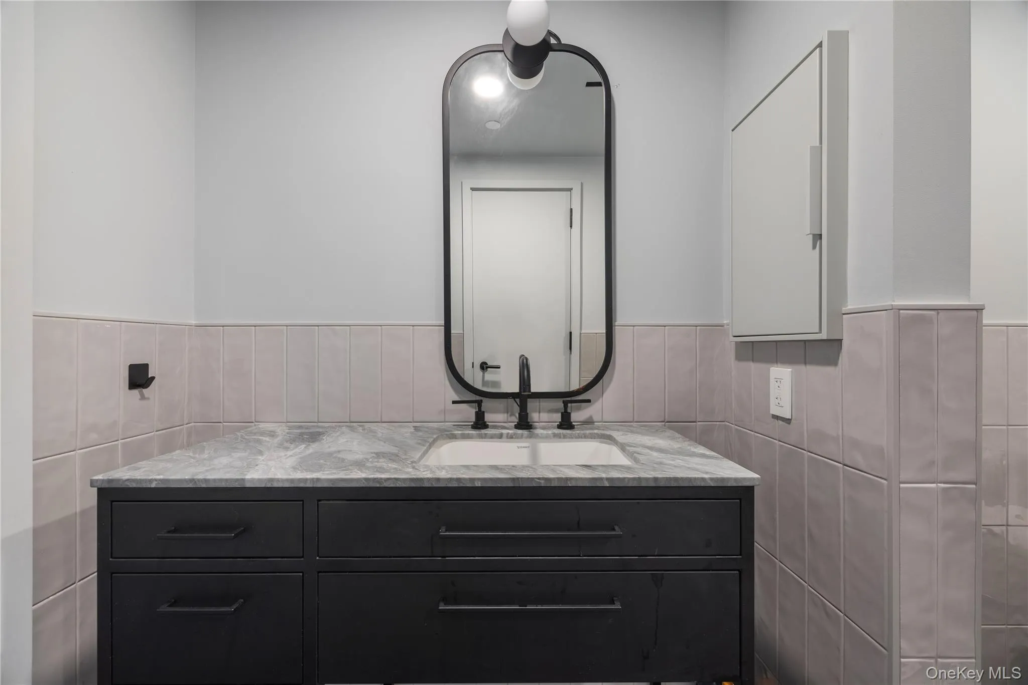 547 47th Street, New York, NY, 1 Bedroom Bedrooms, 5 Rooms Rooms,1 BathroomBathrooms,Residential,For Rent,47th,0,978827 547 47th Street, New York, NY, 1 Bedroom Bedrooms, 5 Rooms Rooms,1 BathroomBathrooms,Residential,For Rent,47th,0,978827