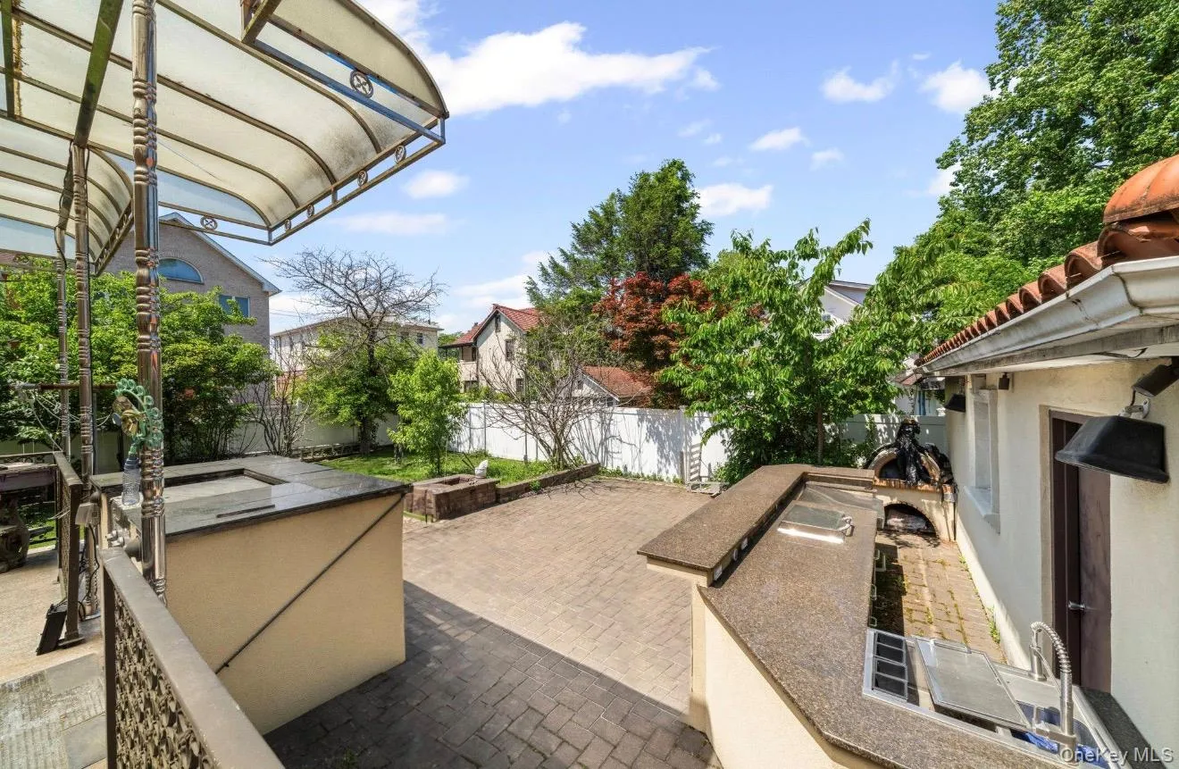 16015 13th Avenue, New York, NY, 4 Bedrooms Bedrooms, 9 Rooms Rooms,2 BathroomsBathrooms,Residential,For Rent,13th,0,978843 16015 13th Avenue, New York, NY, 4 Bedrooms Bedrooms, 9 Rooms Rooms,2 BathroomsBathrooms,Residential,For Rent,13th,0,978843